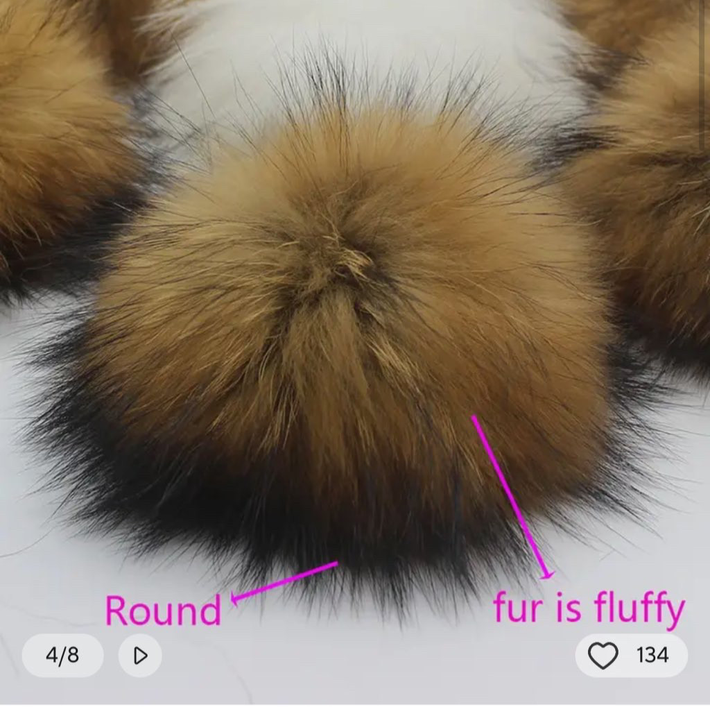 ROUND, FUR IS FLUFFY