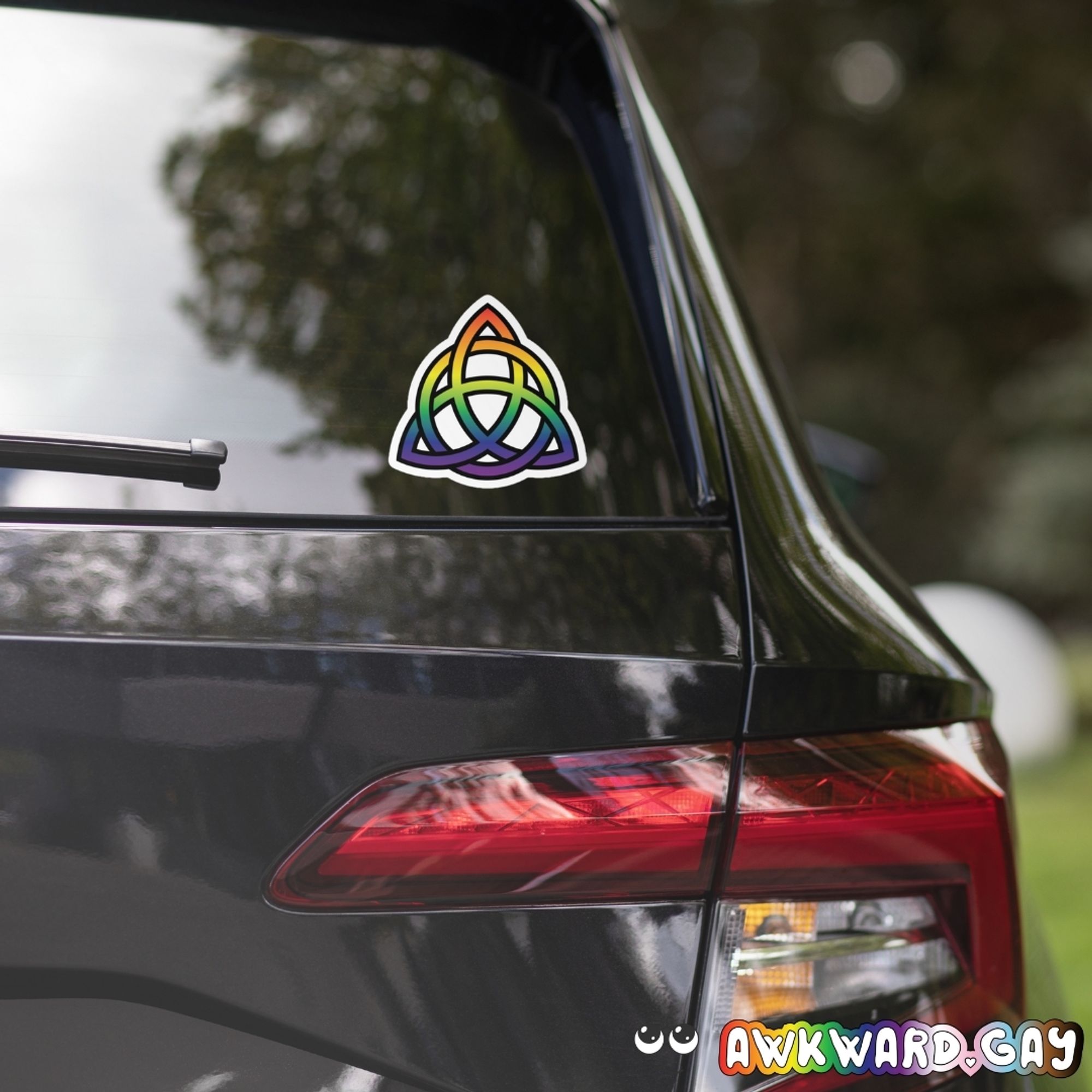 Mockup of the Celtic Knot in a car's back window