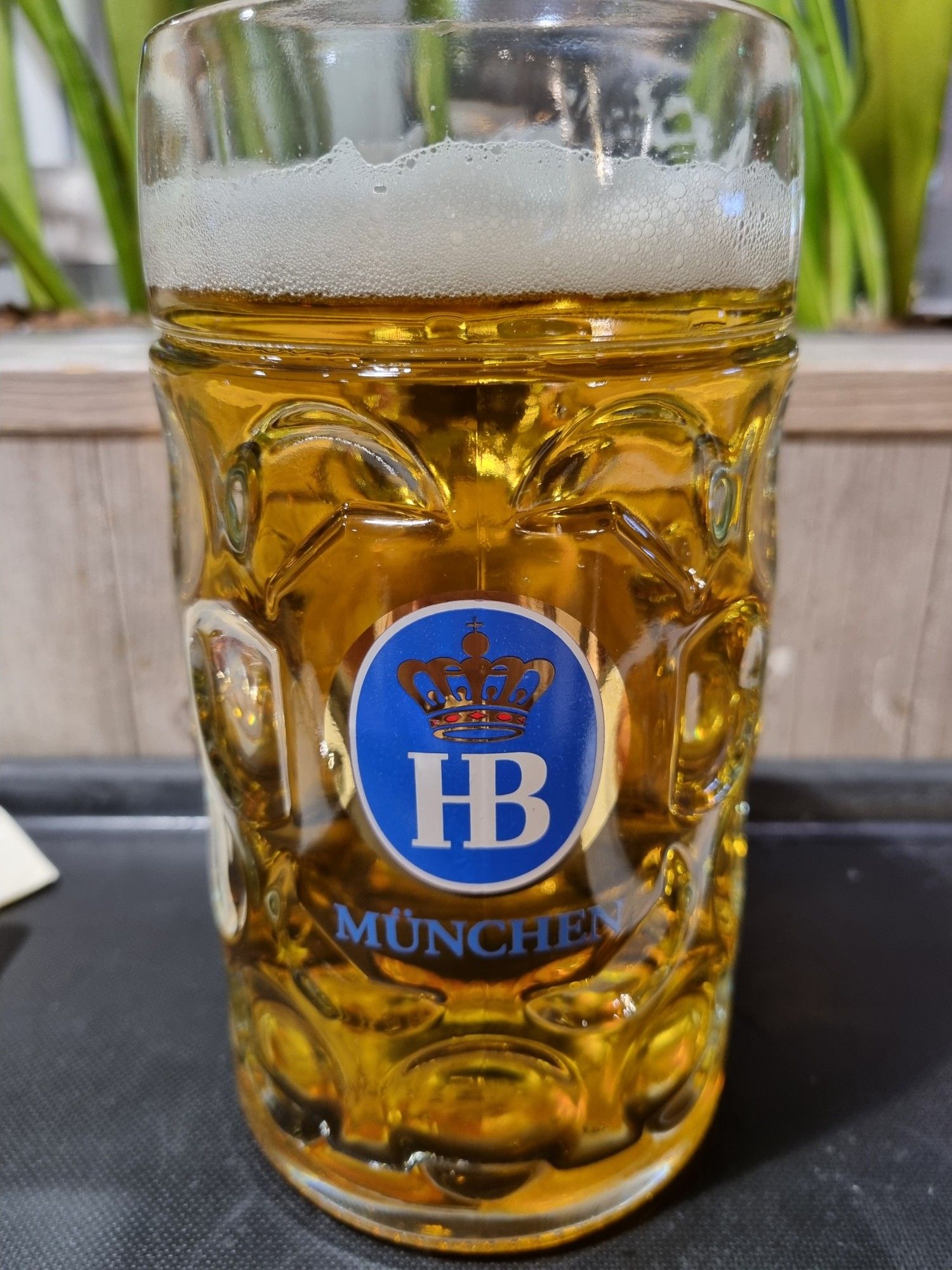 Ein Maß Hofbräu-Bier