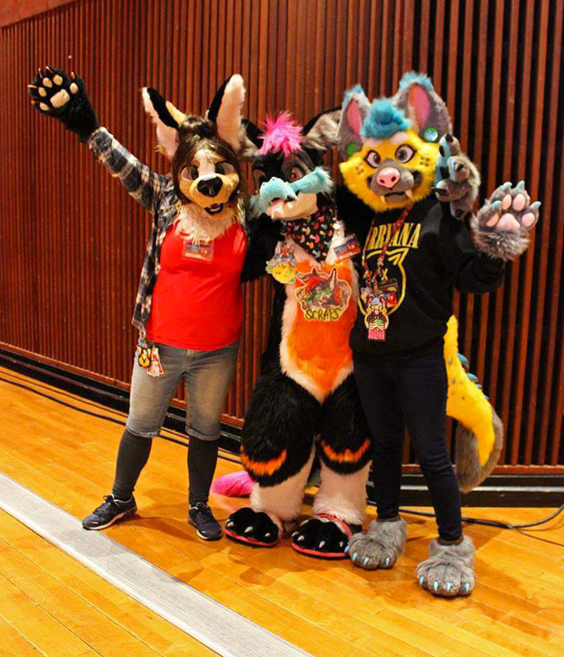 AirGuiTaR, Scraps Dragon and HyenaMonster (Selena) at Anthro East Coast 2018 !