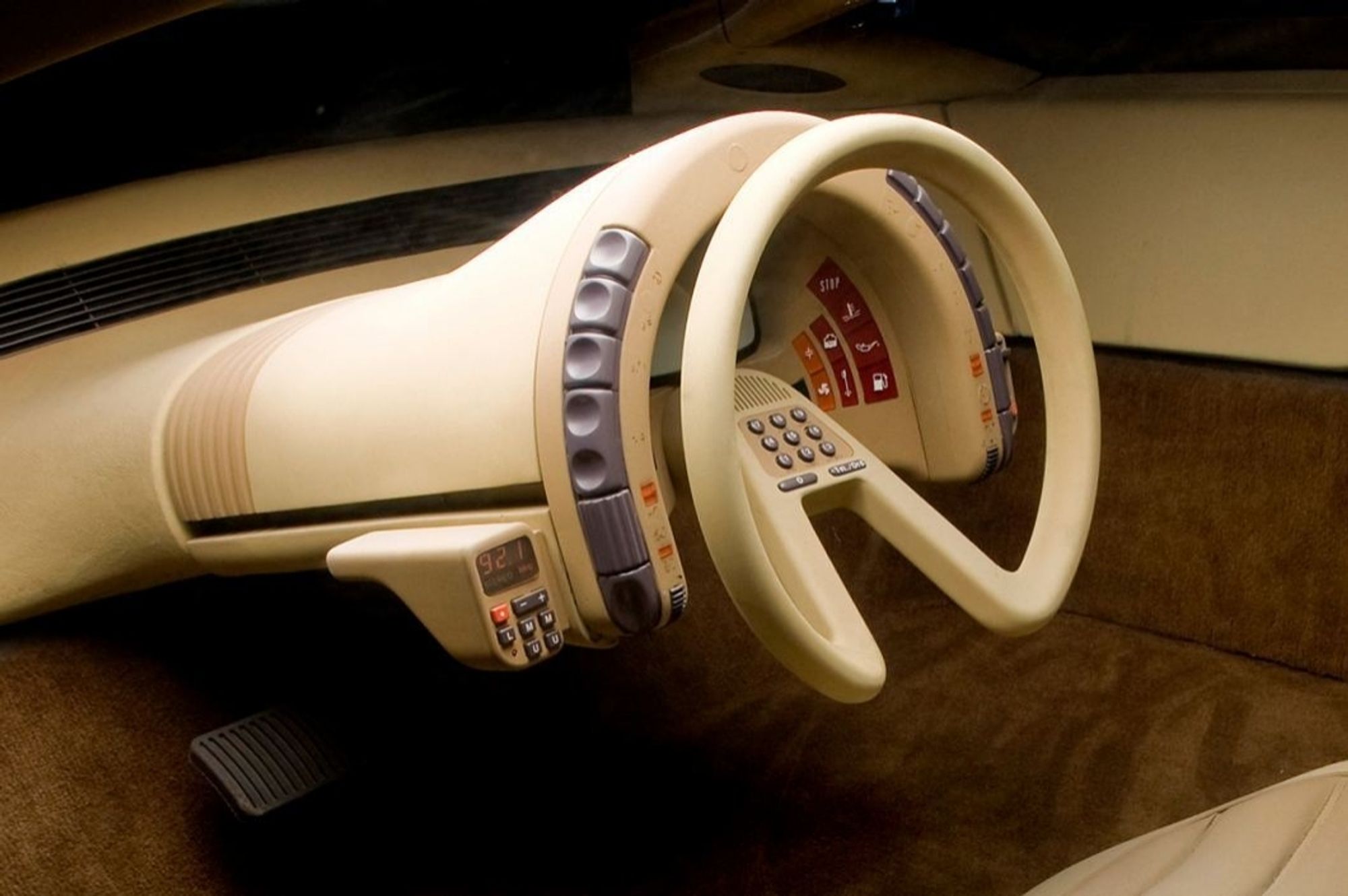 Another view of the steering wheel