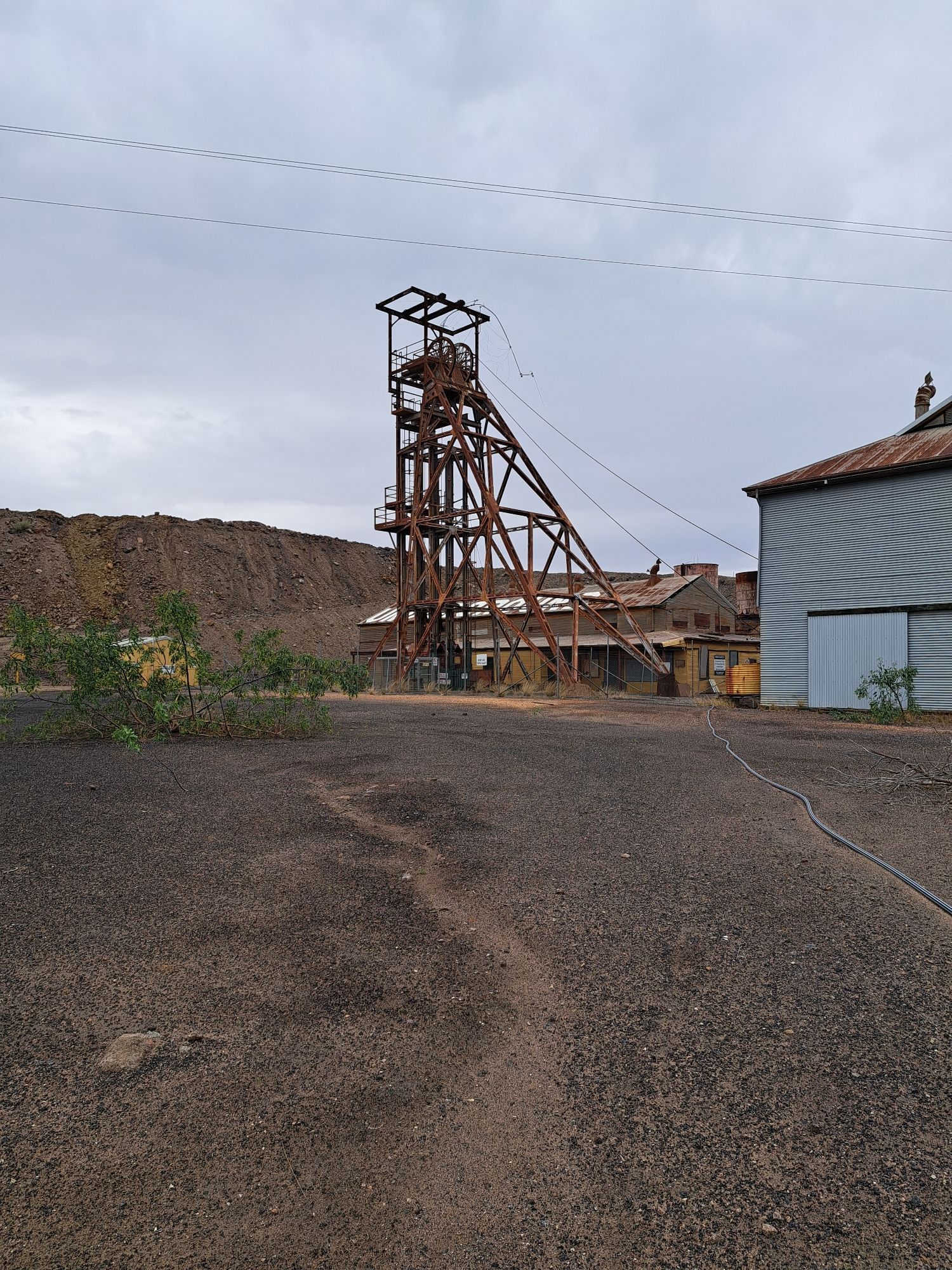 Headframe und Schacht der Central Mine, Broken Hill, NSW