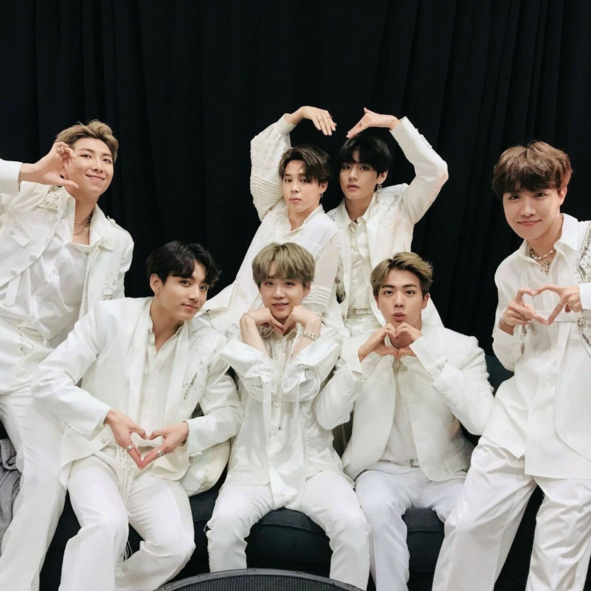 Bts ot7 in white