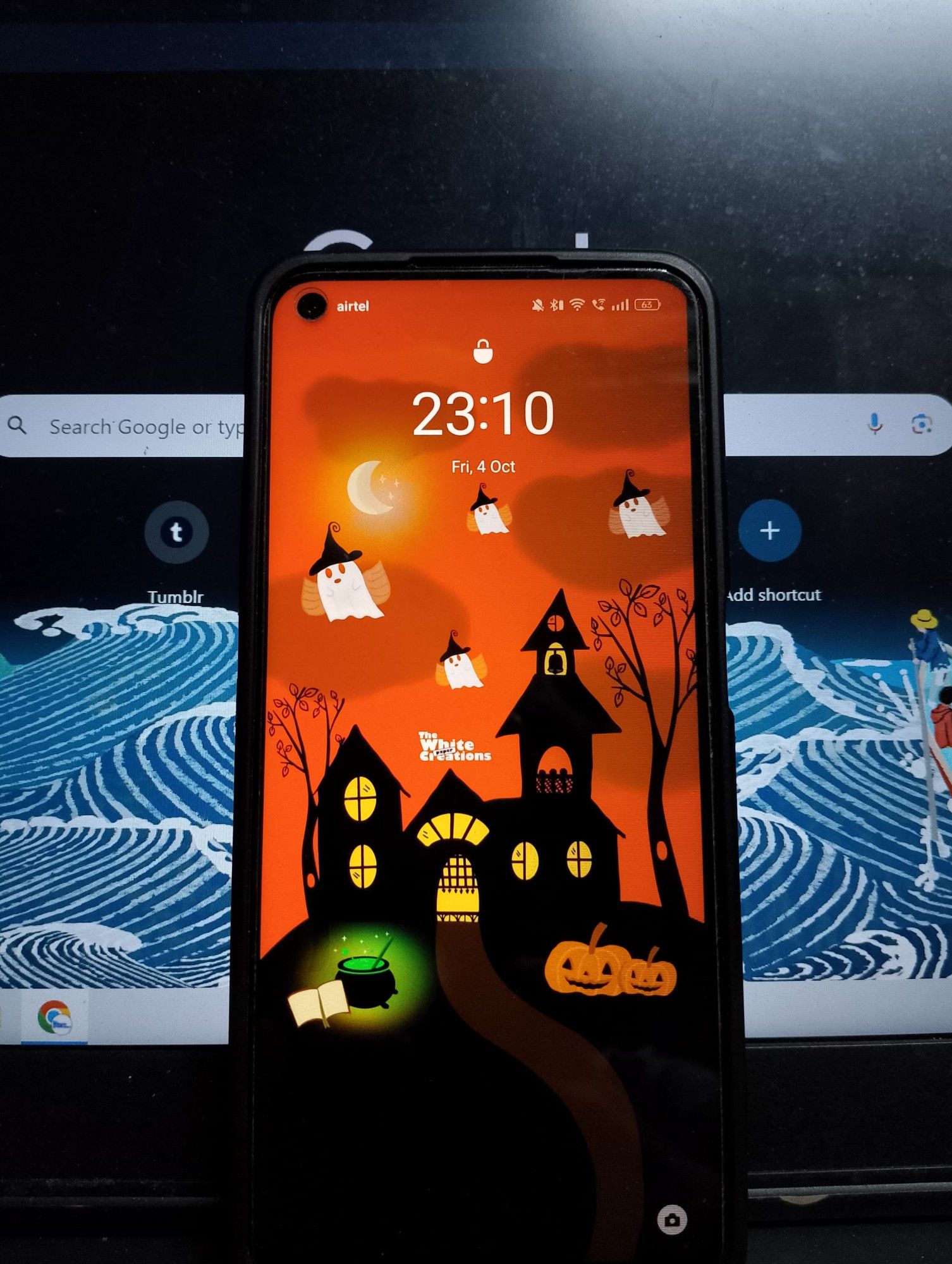 illustrated haunted halloween house phone wallpaper