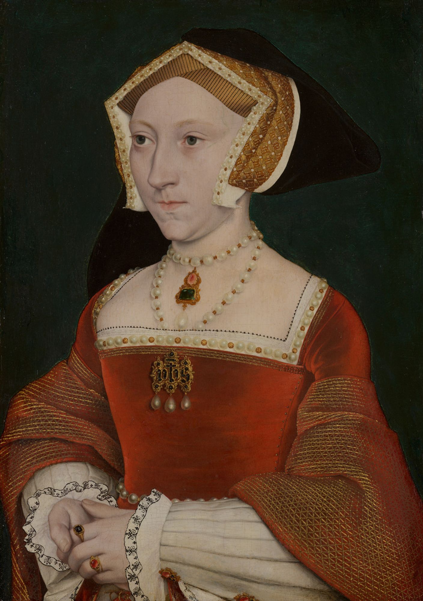 Jane Seymour was the third wife of the English king Henry VIII. Her expensive clothing is embroidered in gold thread, and she is wearing a string of pearls and a pendant of precious stones around her neck. Jane was Henry’s favourite wife. She gave him his long-awaited male heir to the throne, although she died in childbirth. The court painter Hans Holbein painted several portraits of Jane Seymour, which his pupils copied. But this painting is so good that it may have been painted by Holbein himself.