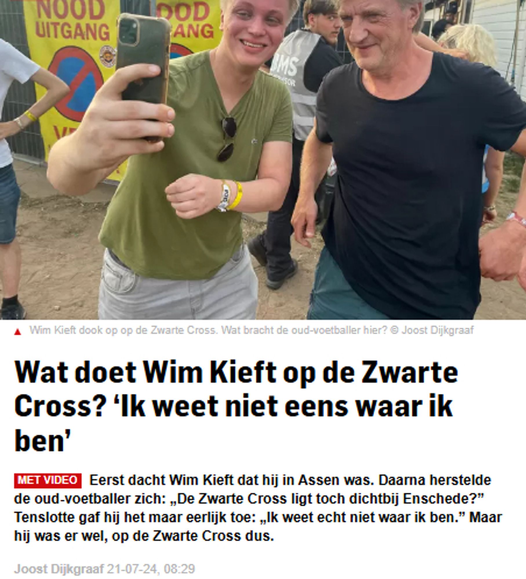 Foto van een artikel uit de Gelderlander, over Wim Kieft die niet weet dat hij op de Zwarte Cross is.