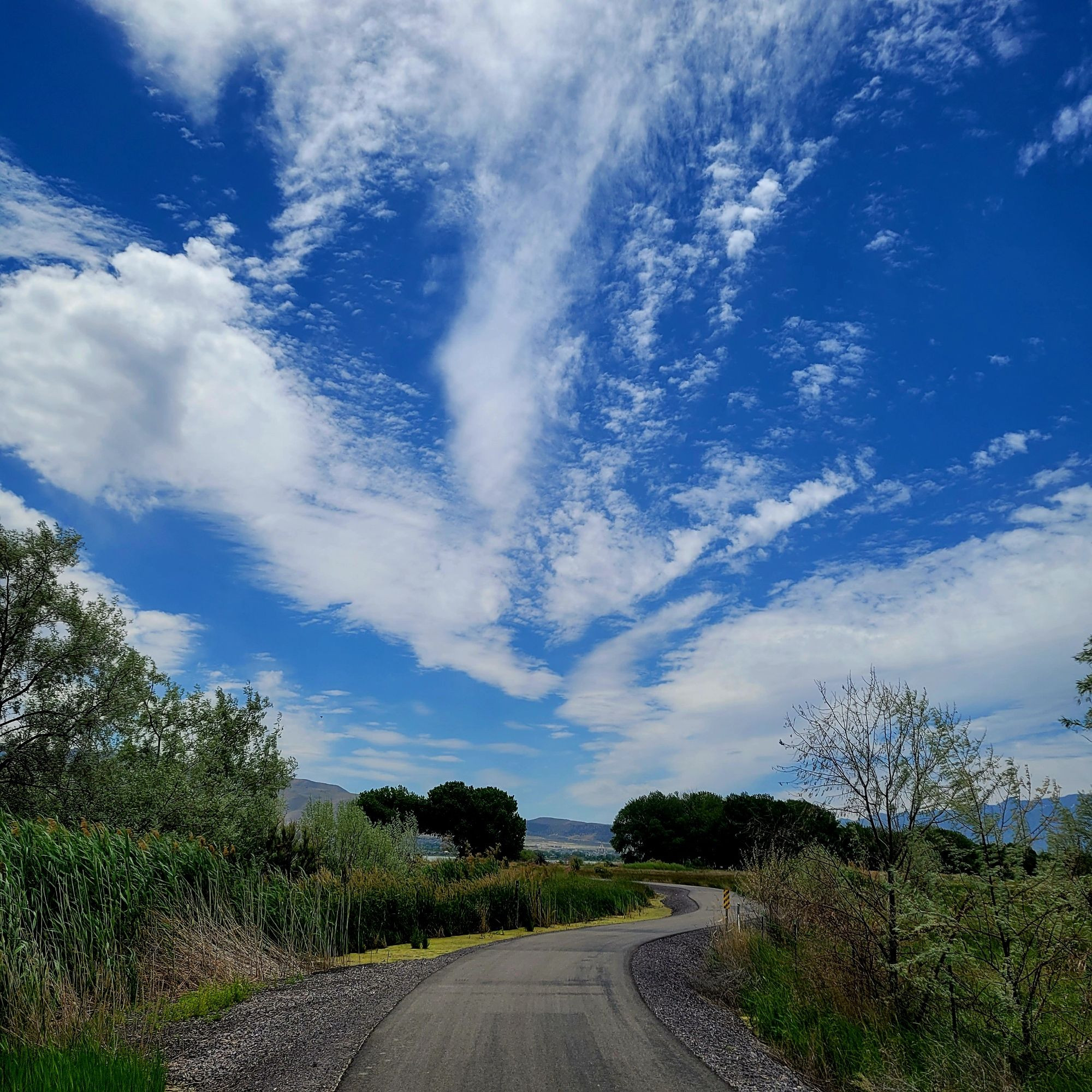 Walking trail, Utah Lake #utahlake ©AVM 2024