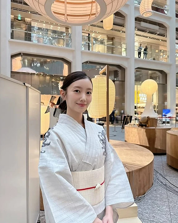 波瑠さんの浴衣姿