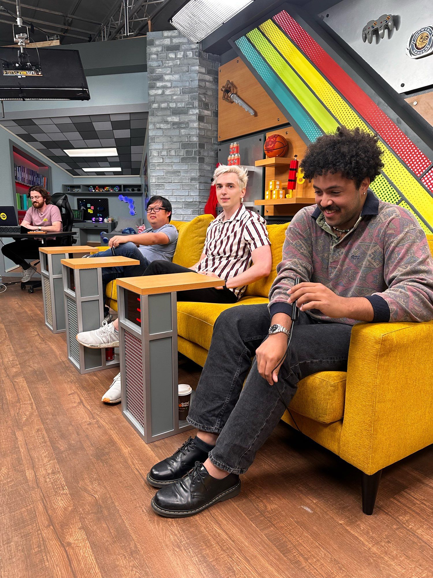 Jarvis Johnson, Drew Gooden, and Sungwon Cho sit on the couch for an episode.