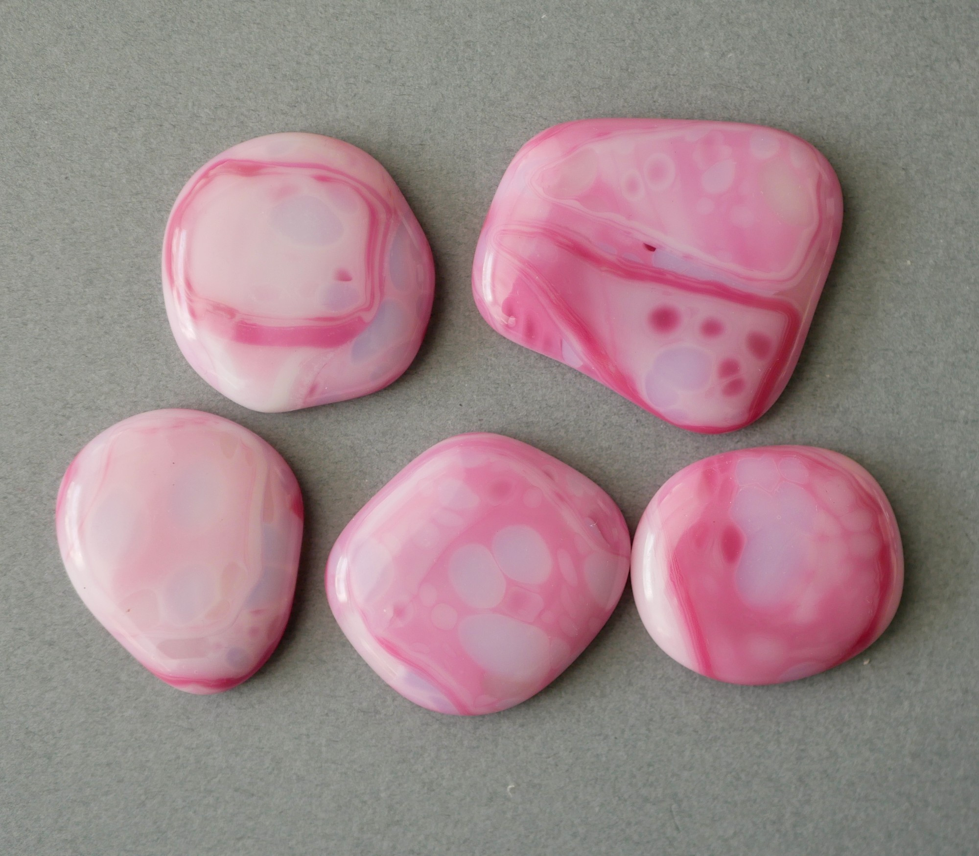 pink speckled cabochon set