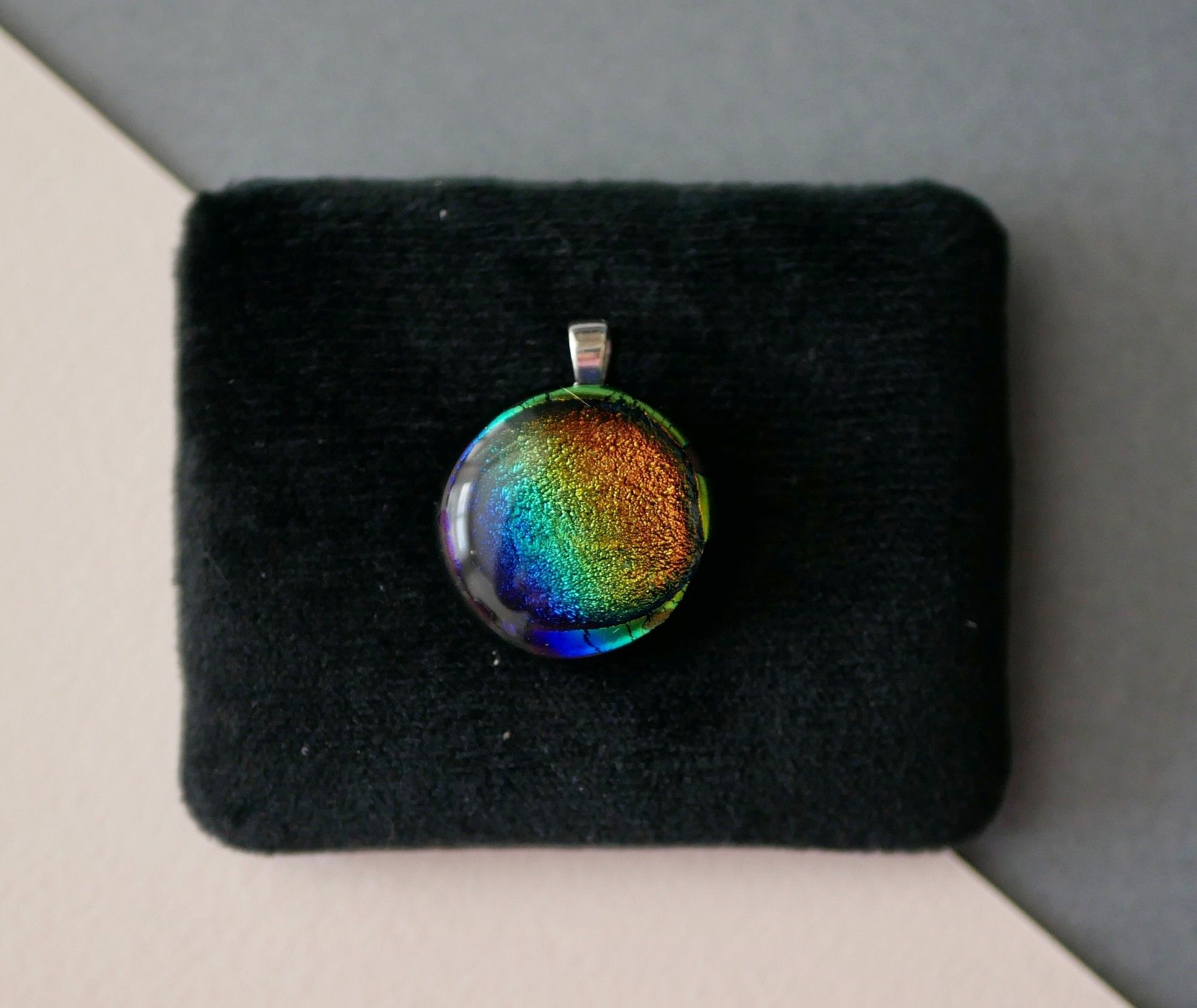 rainbow dichroic