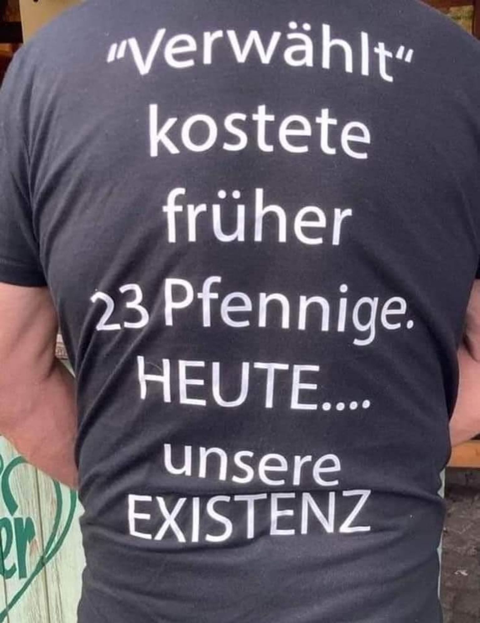 Verwählt kostet es früher 23 Pfennige heute unsere Existenz