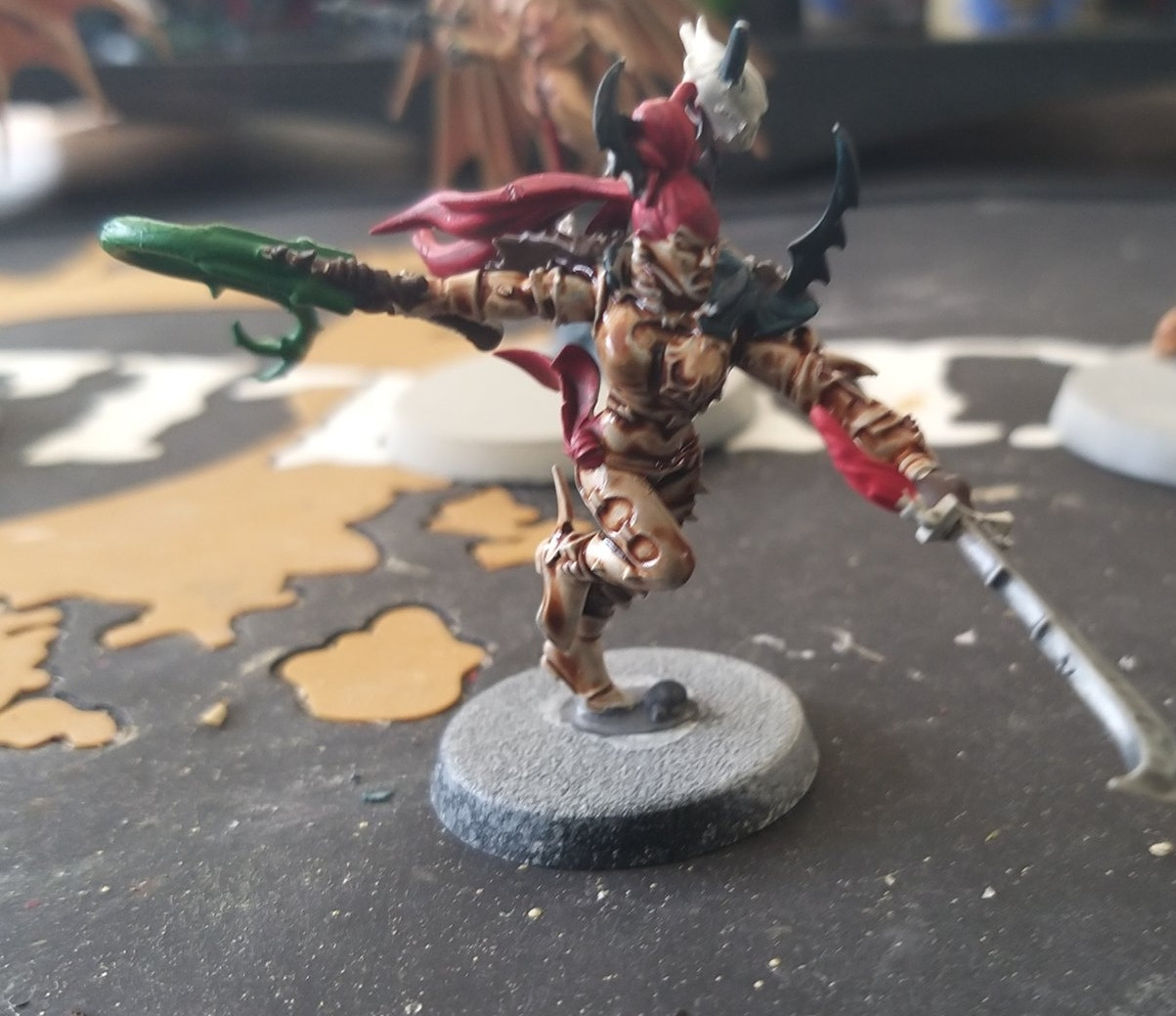 Dark eldar succubus with red hair
