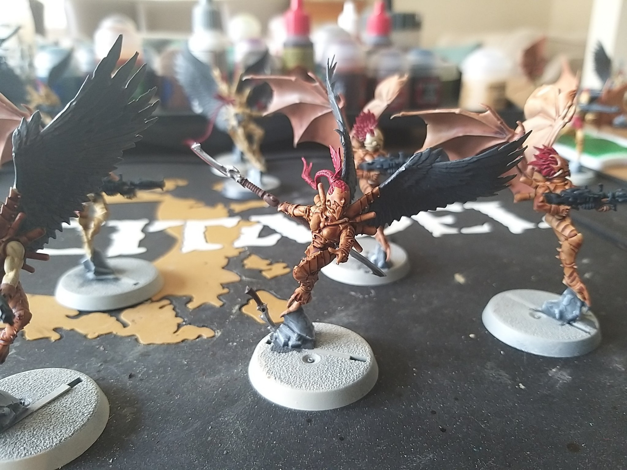 Dark Eldar Scourge with red hair