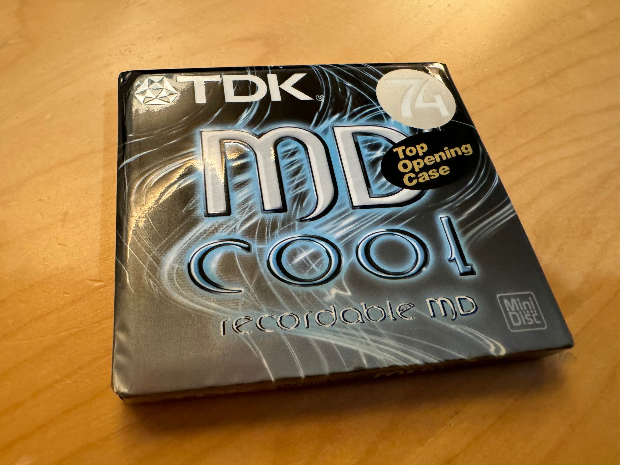 A 90s mindisc with the label 'MD Cool'