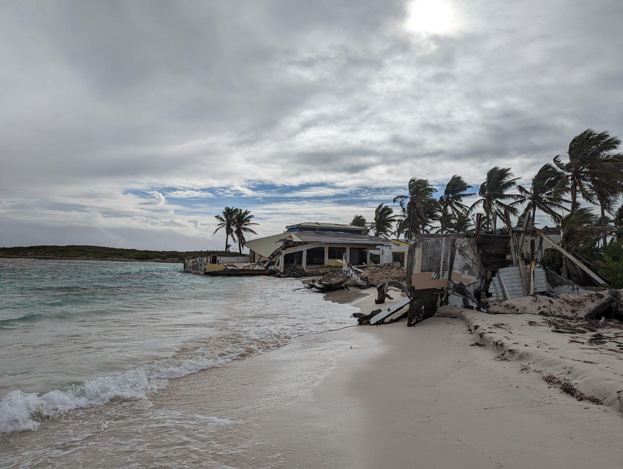 Strandhotel St. Martin durch hurricane Irma beschädigt