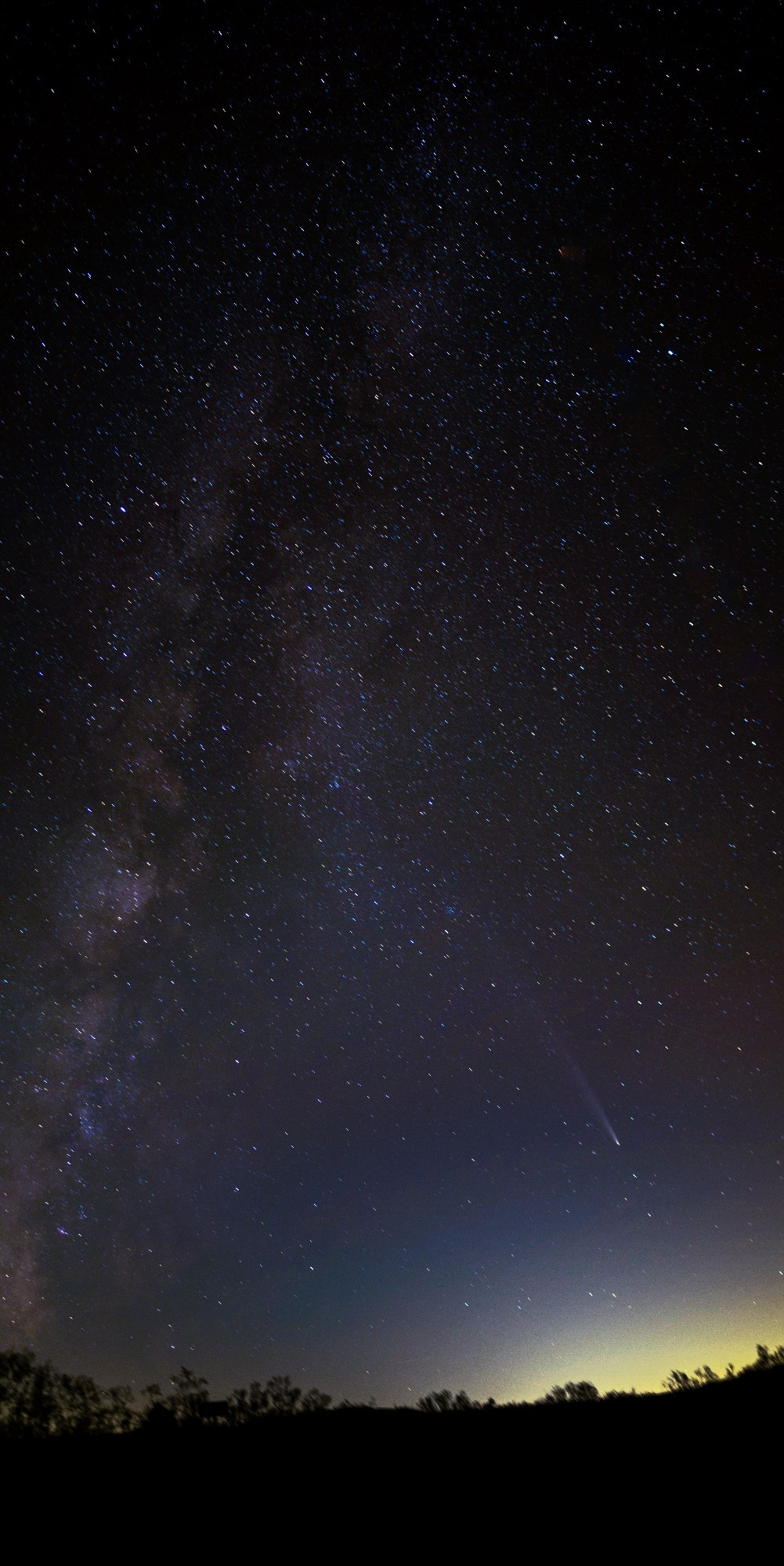 The comet and the milky way