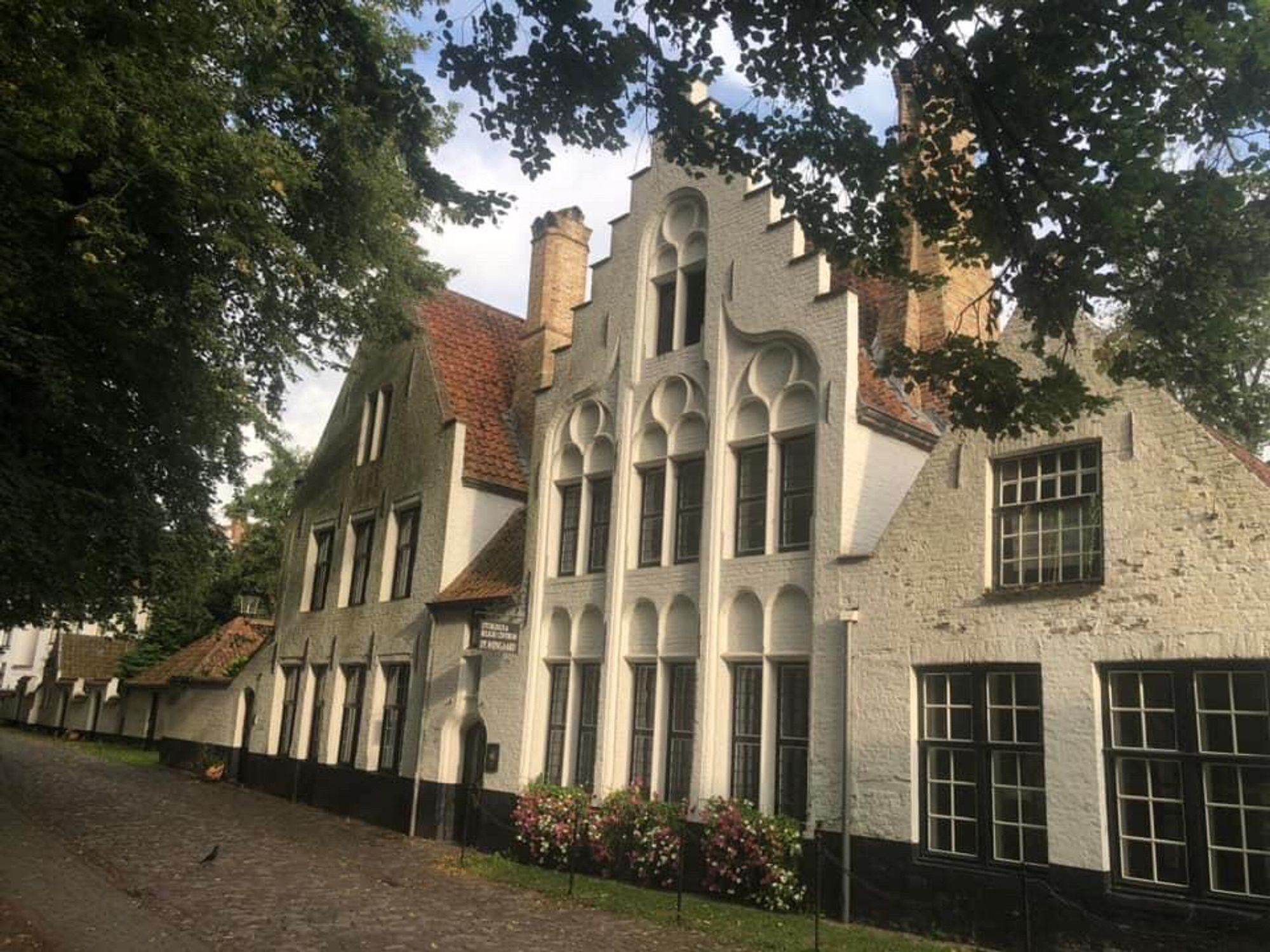 Maisons blanches du béguinage