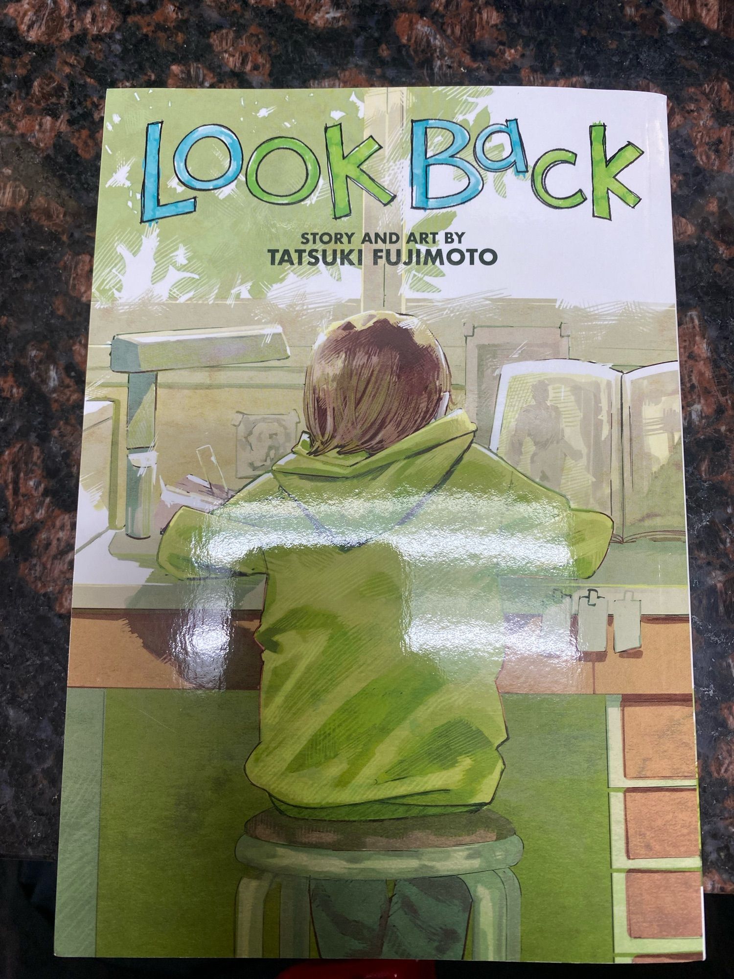 cover of Look Back by Tatsuki Fujimoto