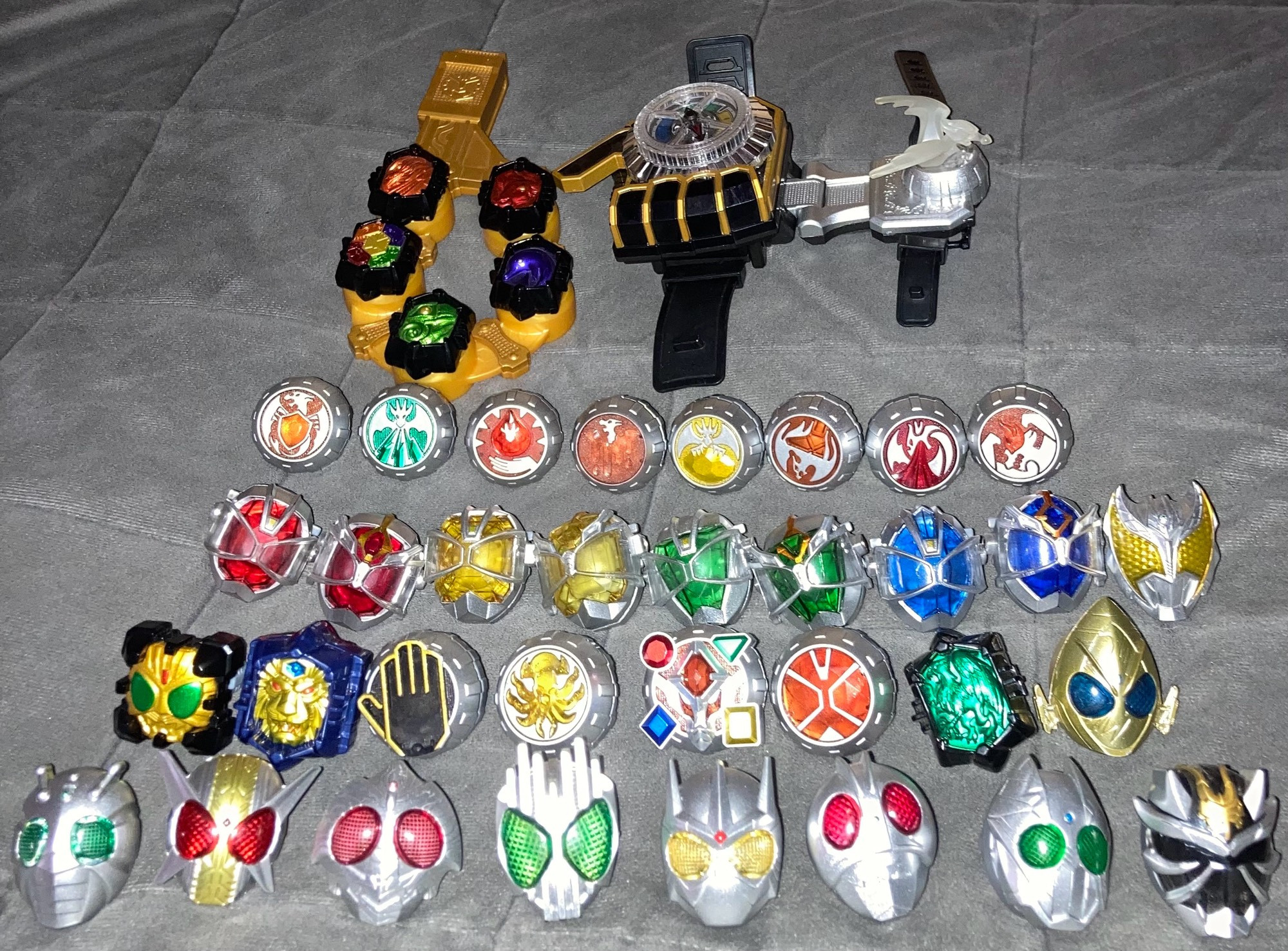 Kamen Rider Wizard's Rings, along with Kamen Rider Beast's Rings, Legend Rider Rings, and the Drago Timer