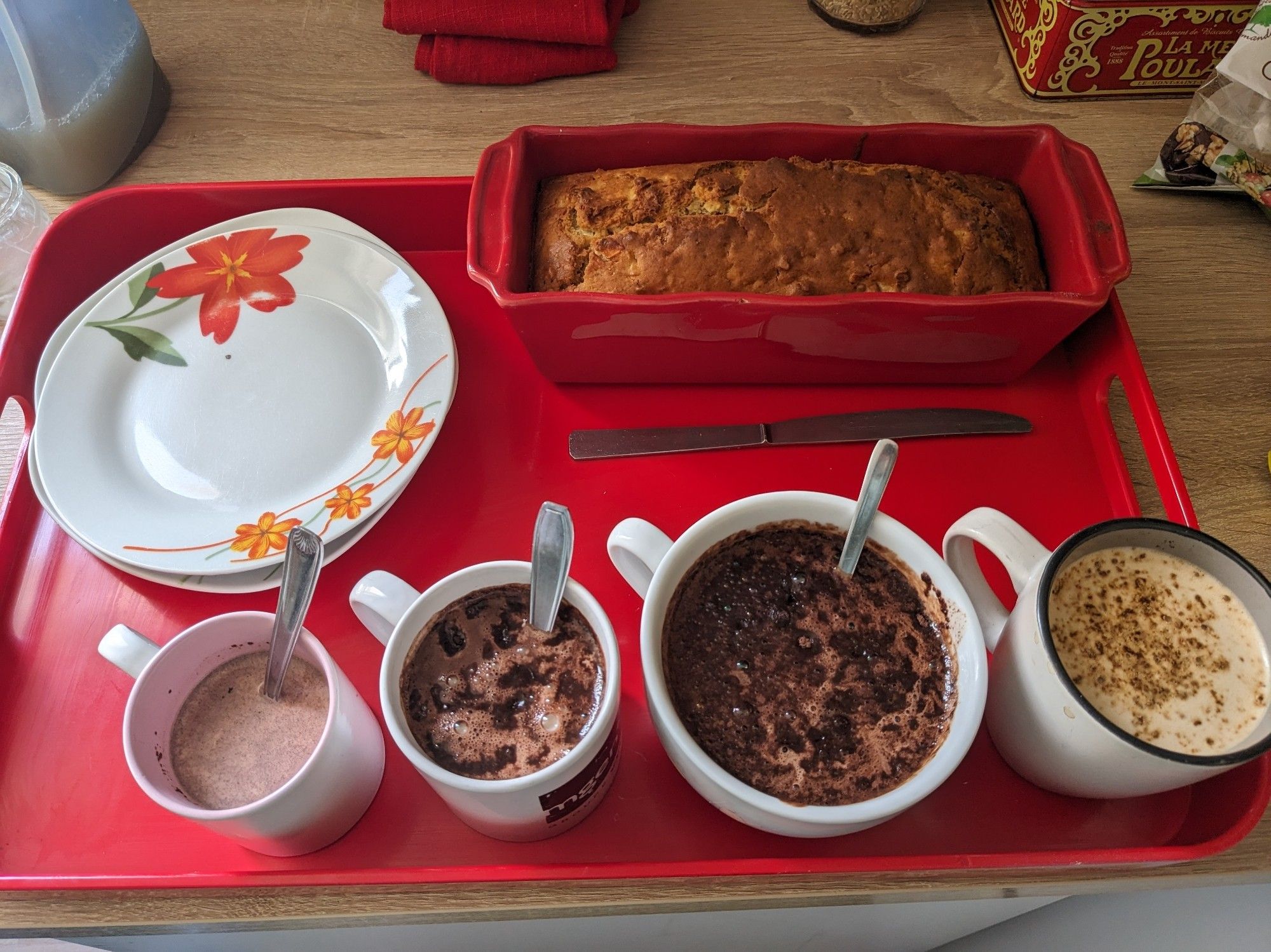 Le plateau est prêt pour le goûter