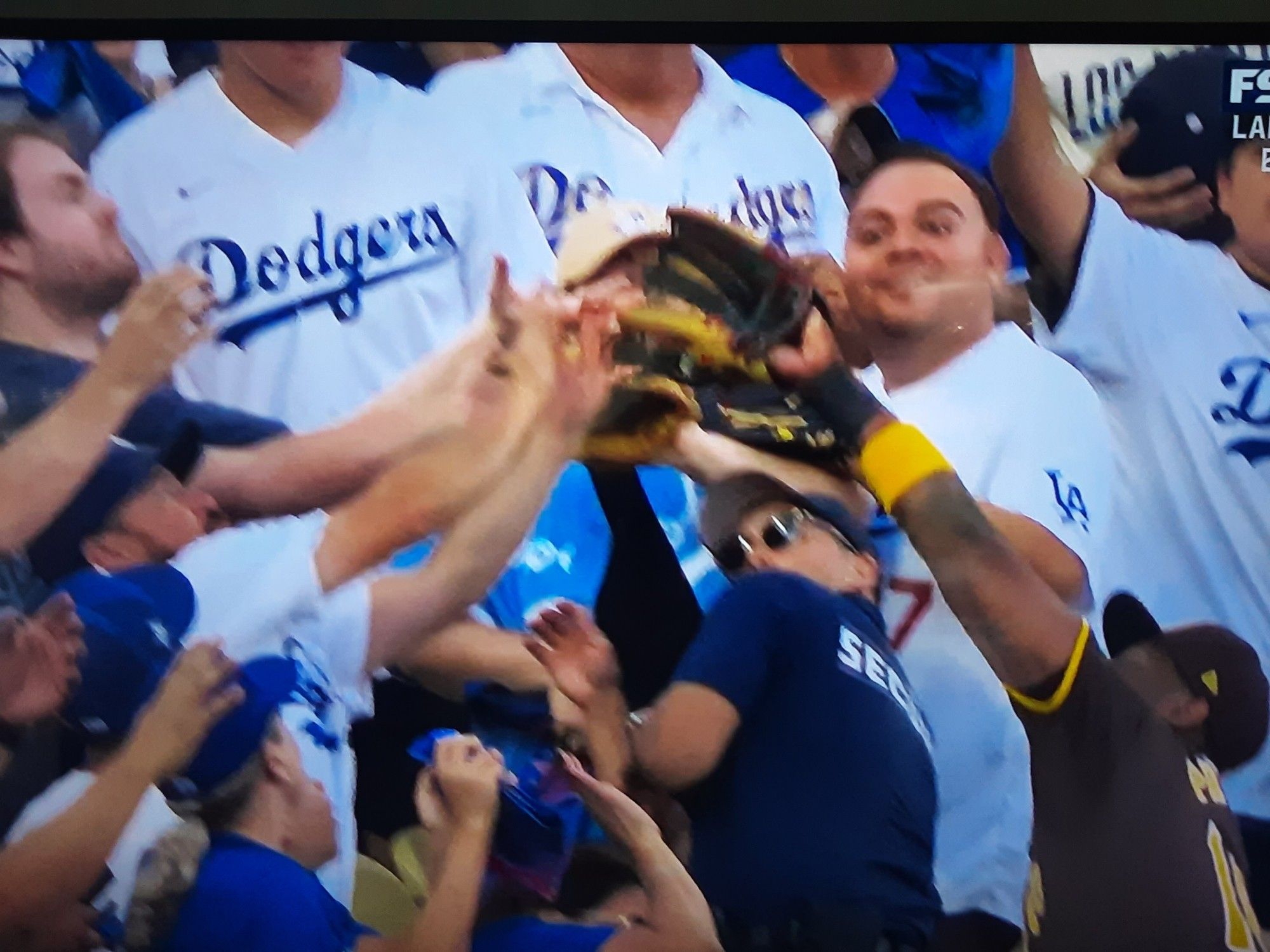 Jurickson Profar ROBBING a homerun from Mookie Betts (and a bunch of Dodger fans)