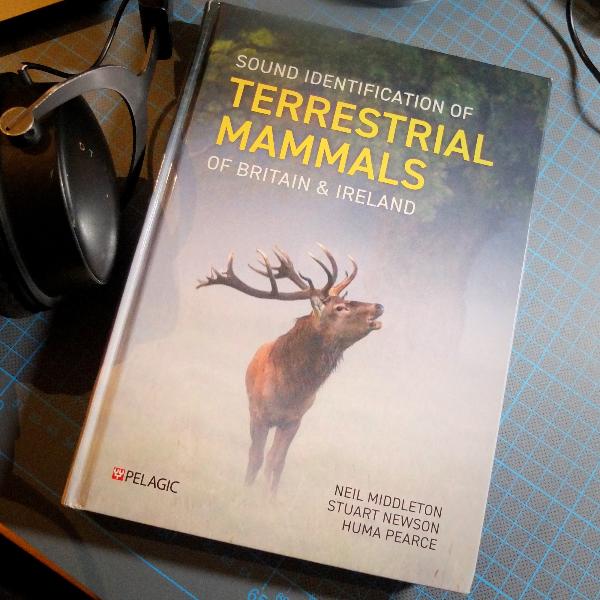 The book "Sound identification of terrestrial mammals"