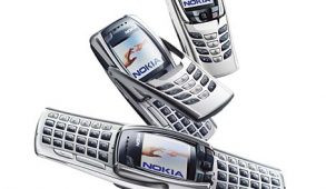 Nokia 6800 which unfolds from a "candybar" style to a full physical QWERTY keyboard