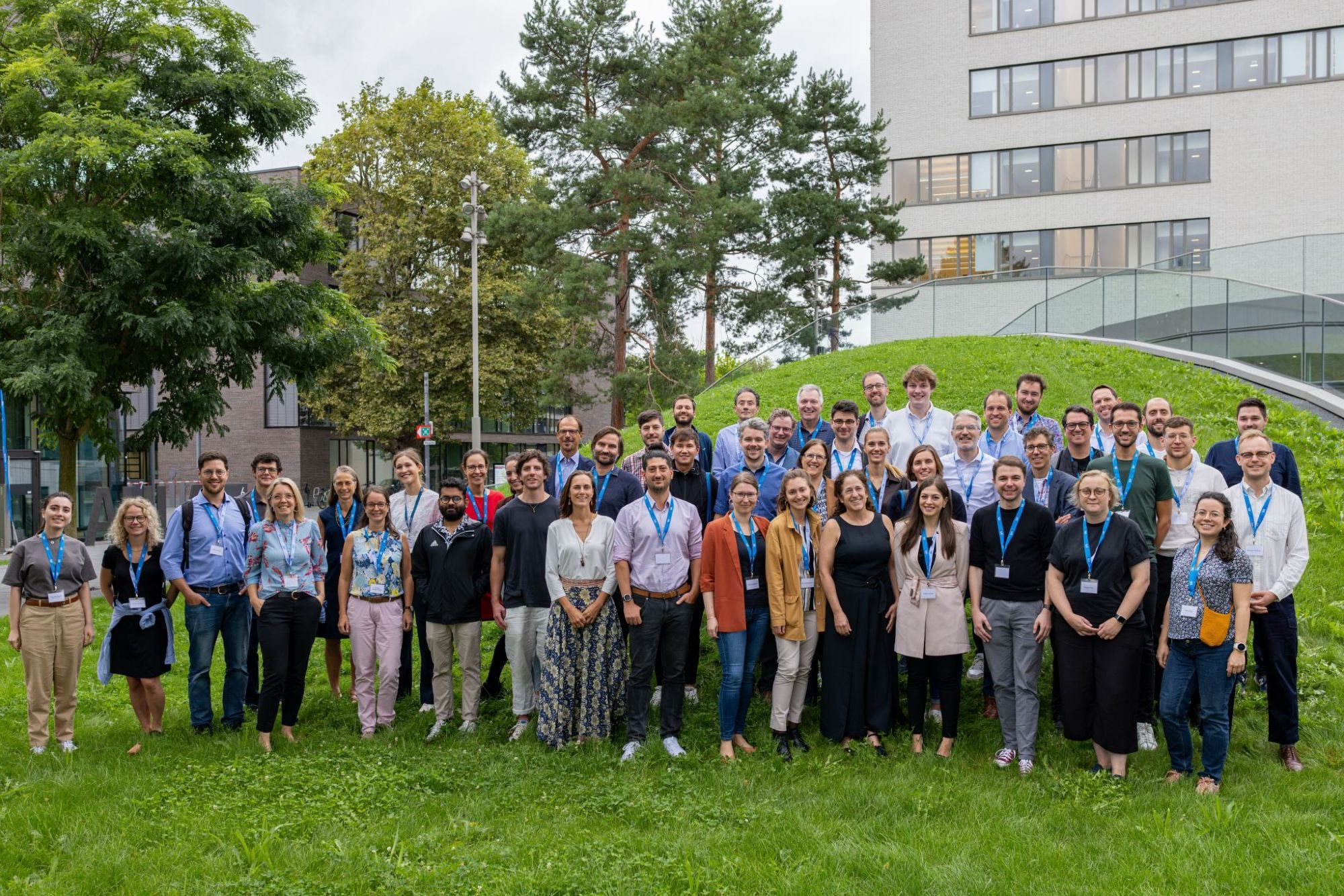 Photo of around 40 conference participants on the TUM Heilbronn Campus