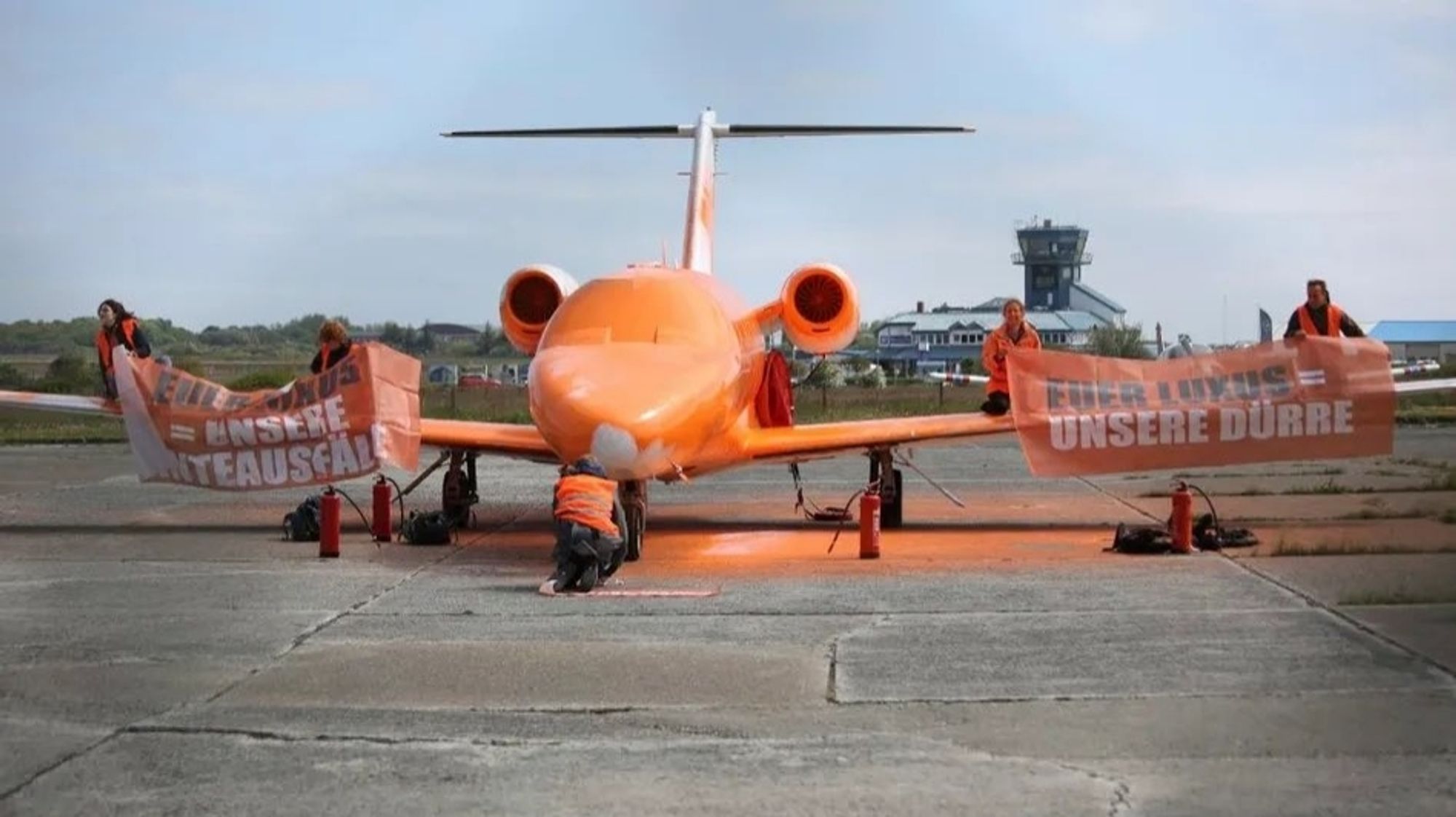 Privatjet in orange