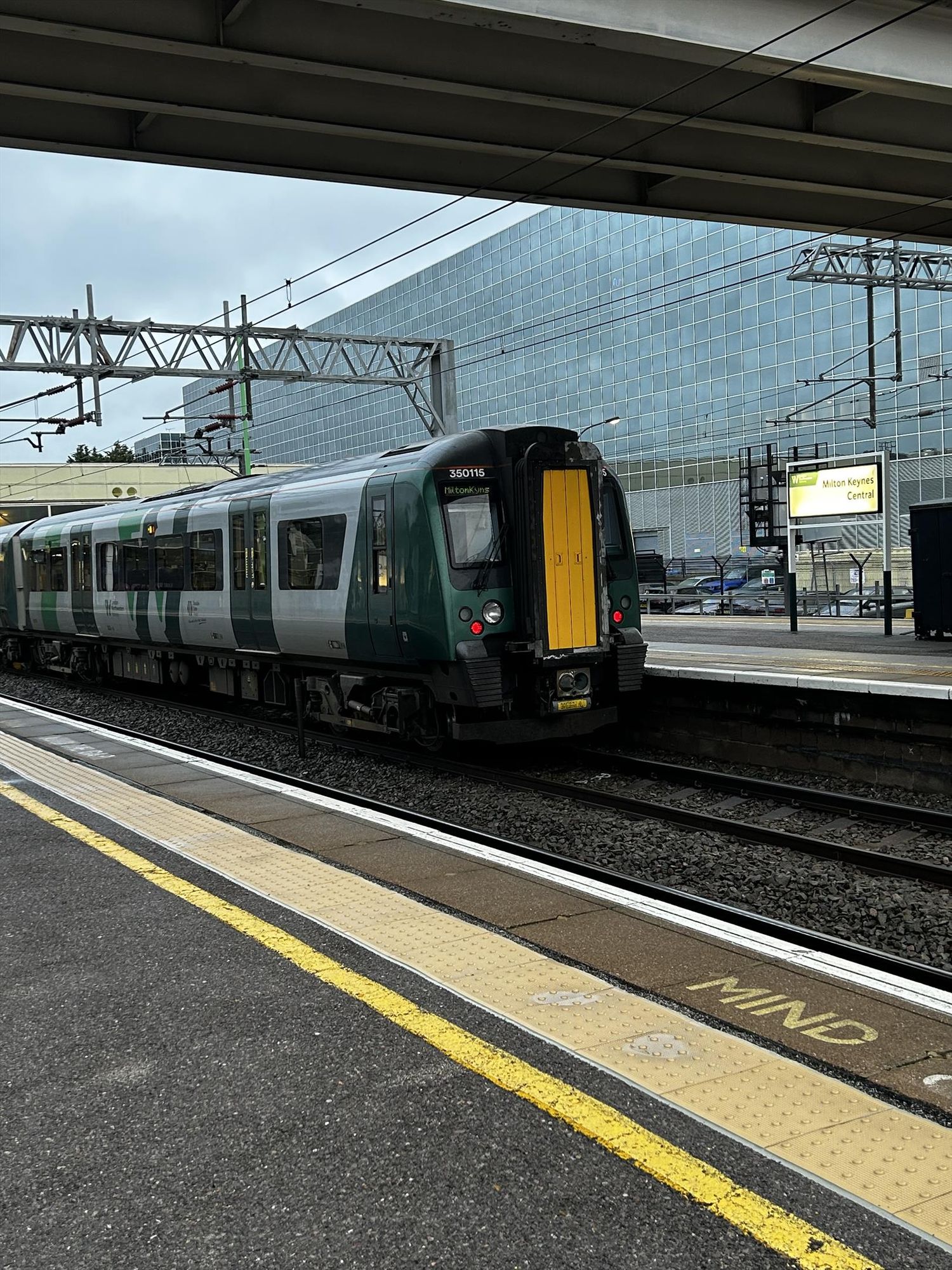 Picture of a class 350 standing at Milton Keynes Central about to form stopping service to London 