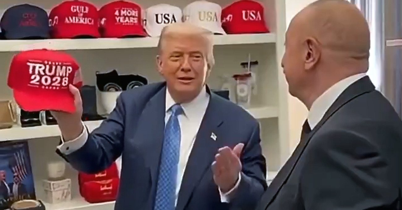 Donald Trump showing off a Trump 2028 hat to Azerbaijani President Ilham Aliyev, during a White House tour. Its pretty sad, I really don't have many words for it.