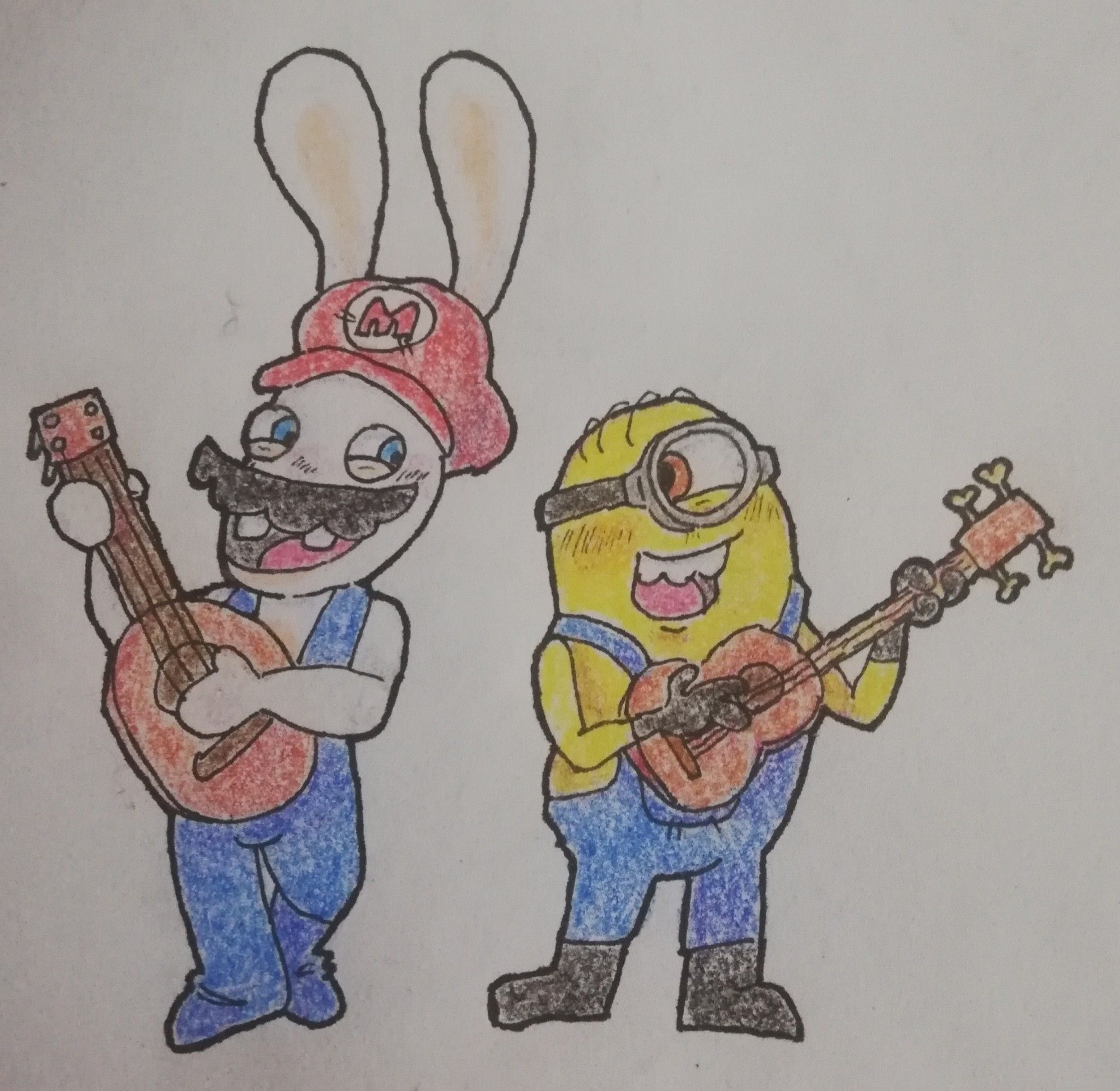 Un dibujo tradicional con fondo blanco de los personajes Stuart de la película minions y rabbid Mario del juego Mario + rabbids. Ambos se encuentran tocando sus instrumentos, un laúd en parte de Mario y un ukelele en parte de stuart. Se encuentran sonriendo y mirándose mutuamente.