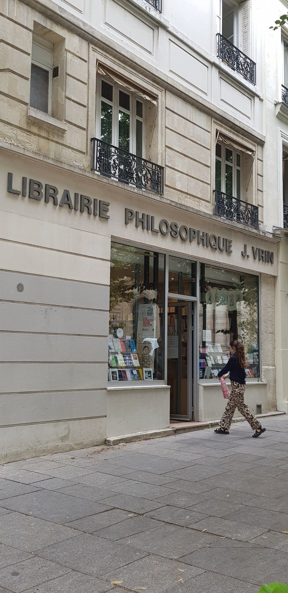 Vrin bookstore in Paris 5th