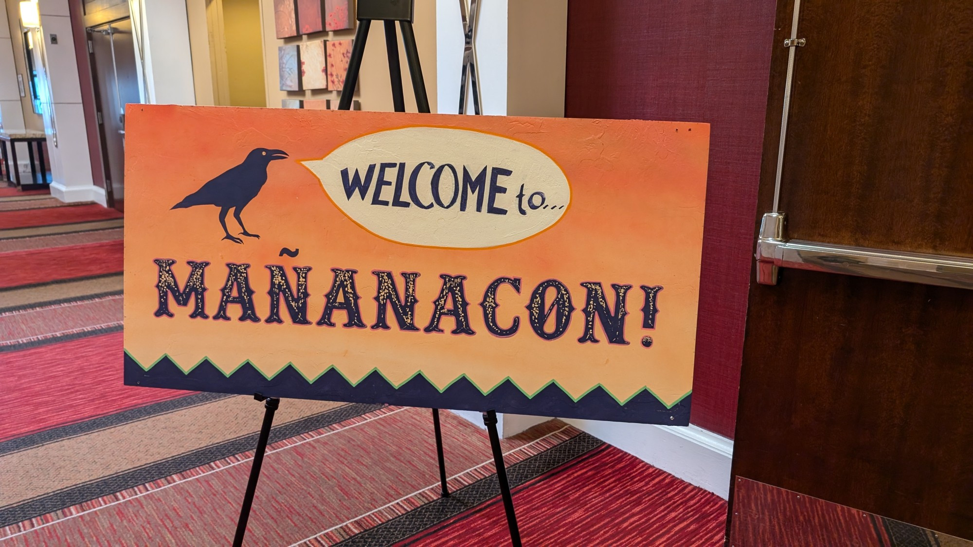 Custom MañanaCon sign from Andrew Fearnside