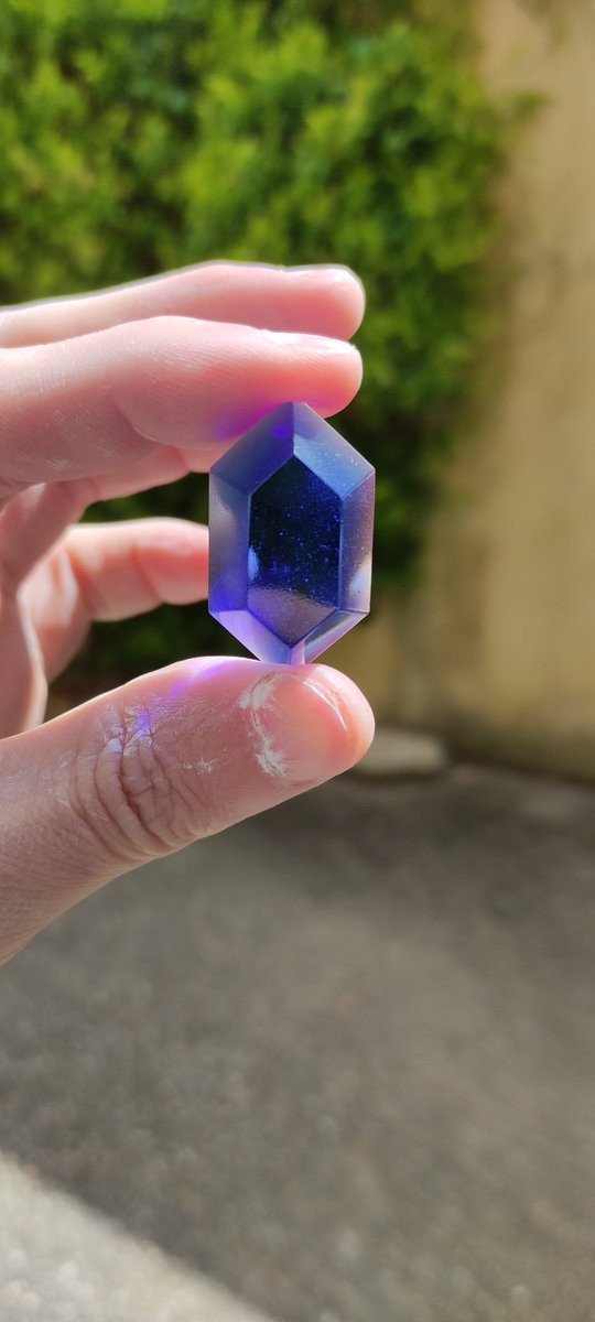 rubis en verre bleu inspiré du jeu Zelda