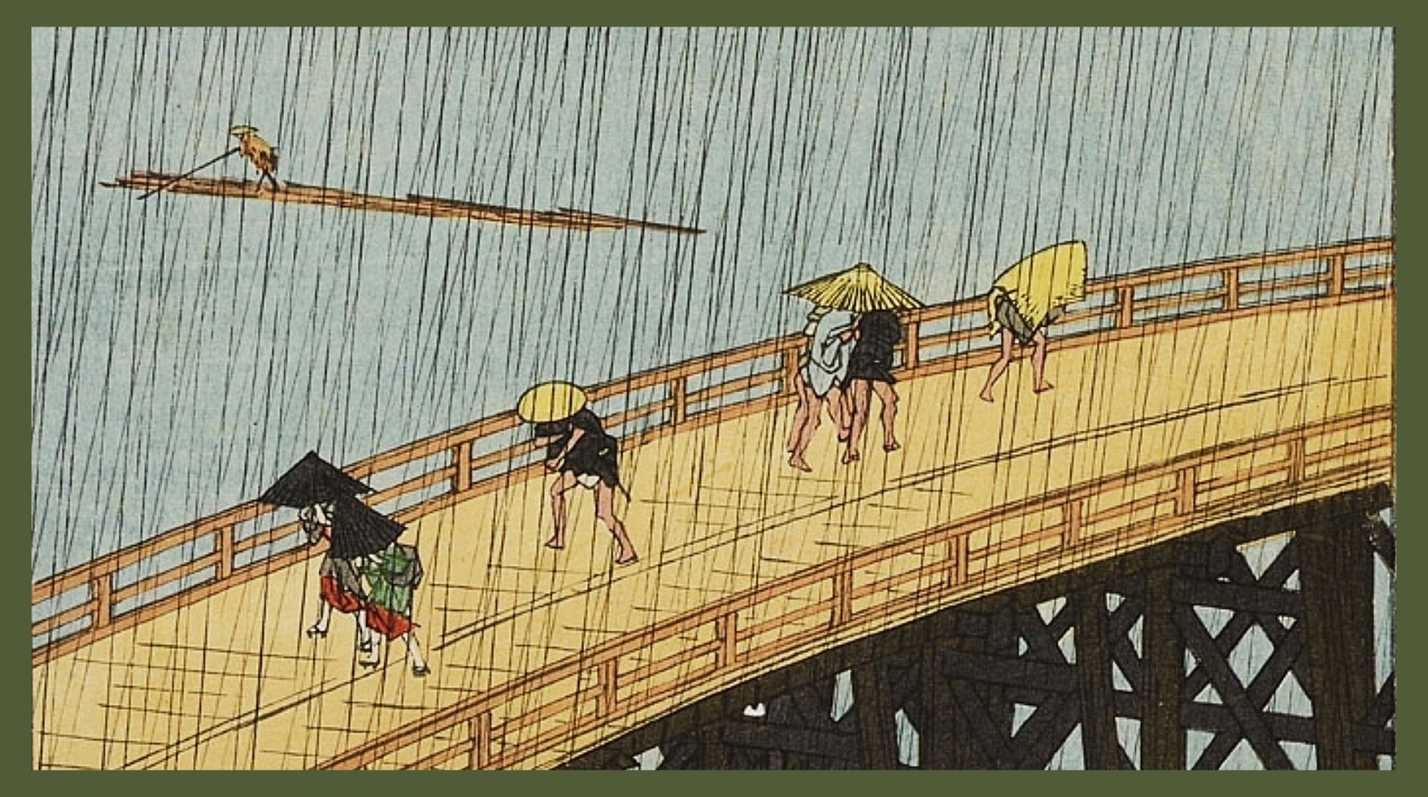 Comicartige Zeichnung: Menschen unter Schirmen oder mit Hüten überqueren im starken Regen eine gebogene Holzbrücke, die über einen Fluss führt. Im Hintergrund ein Boot.