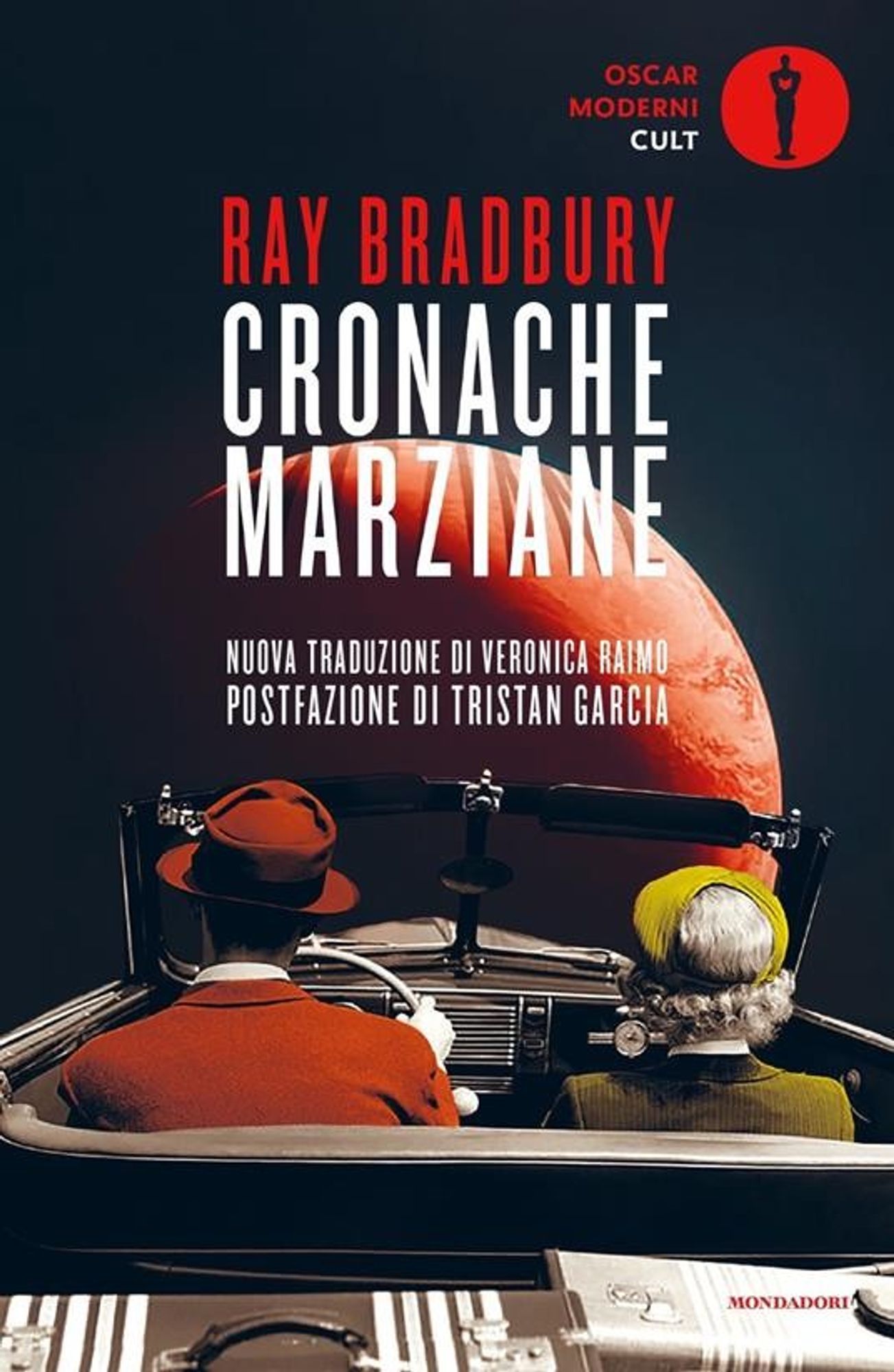 Copertina del romanzo "Cronache marziane" di Ray Bradbury

Due persone vestite in stille anni '50, a bordo in un'auto in stile anni '50, che si dirigono nello spazio verso Marte.