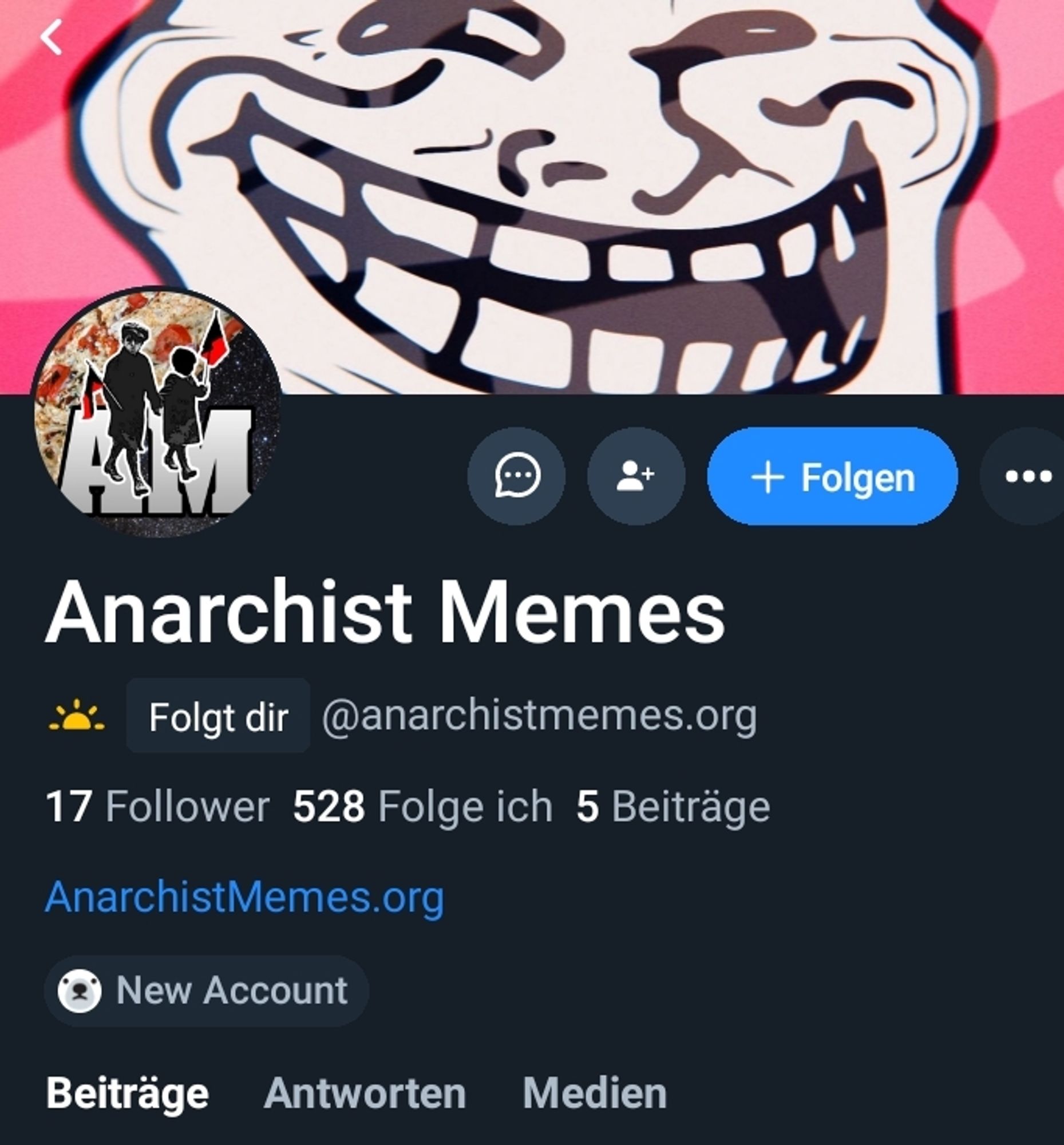 Foto des Accounts anarchistmemes.org der mit gesammelten Memes versucht Content, Traffic und damit im Endeffekt Moneytizing hier raus zu holen.