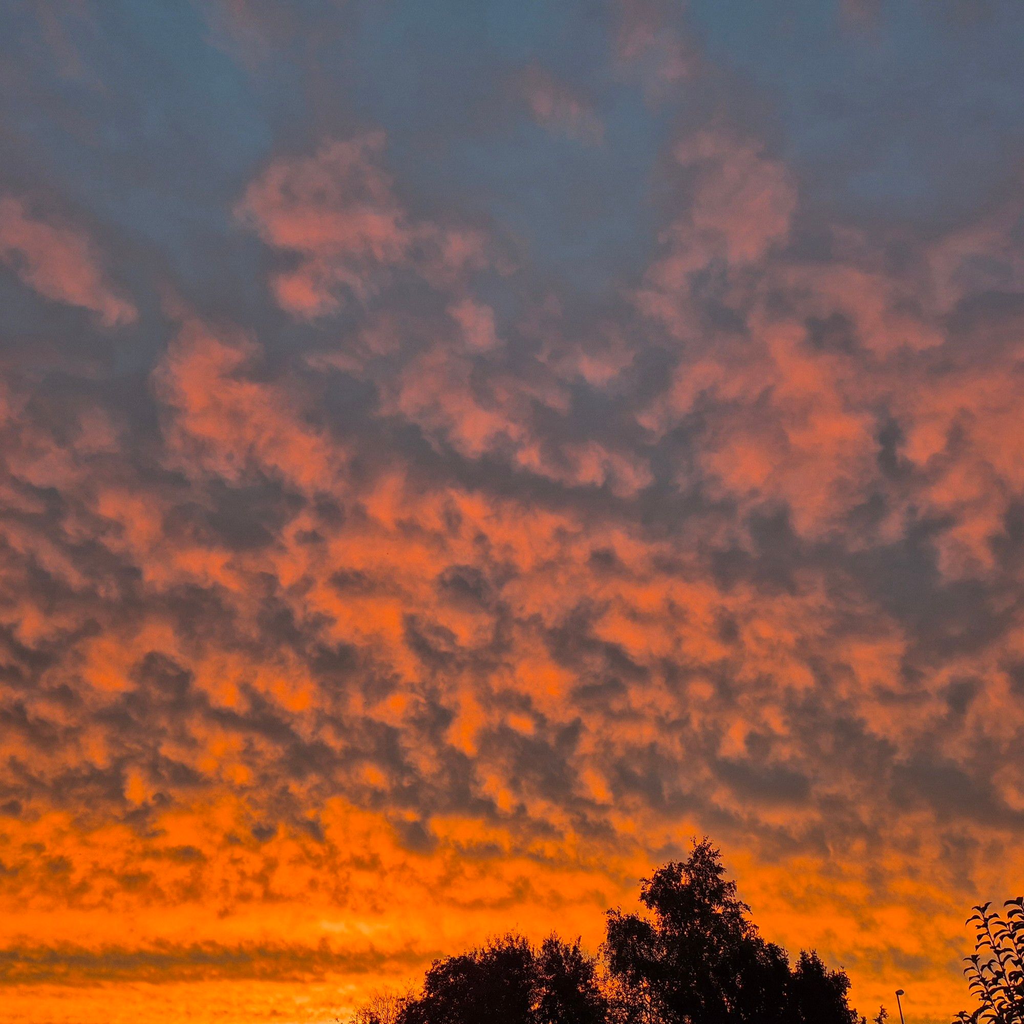 Wolken im Sonnenuntergang