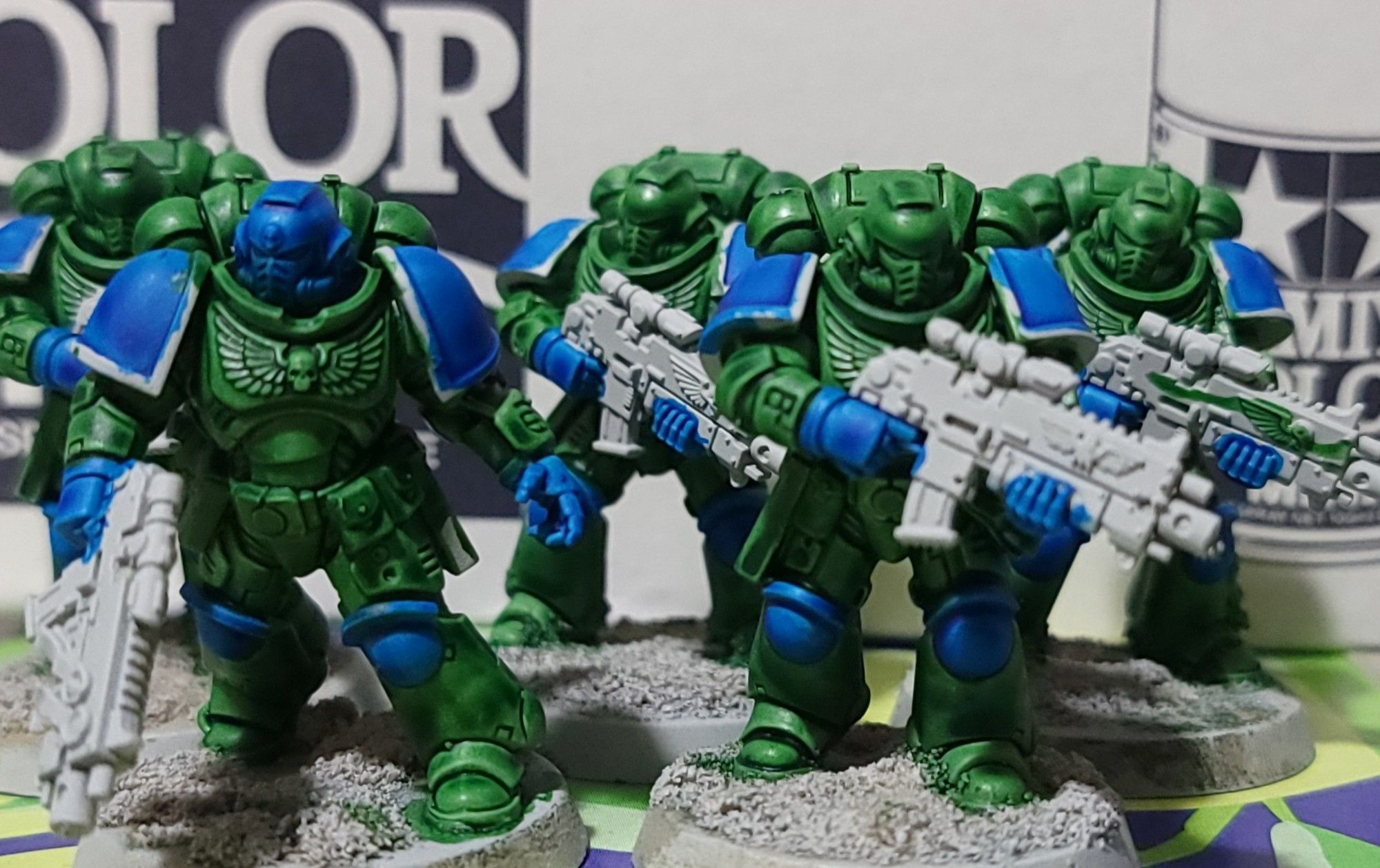 Five Space Marines of the Emerald Knights chapter