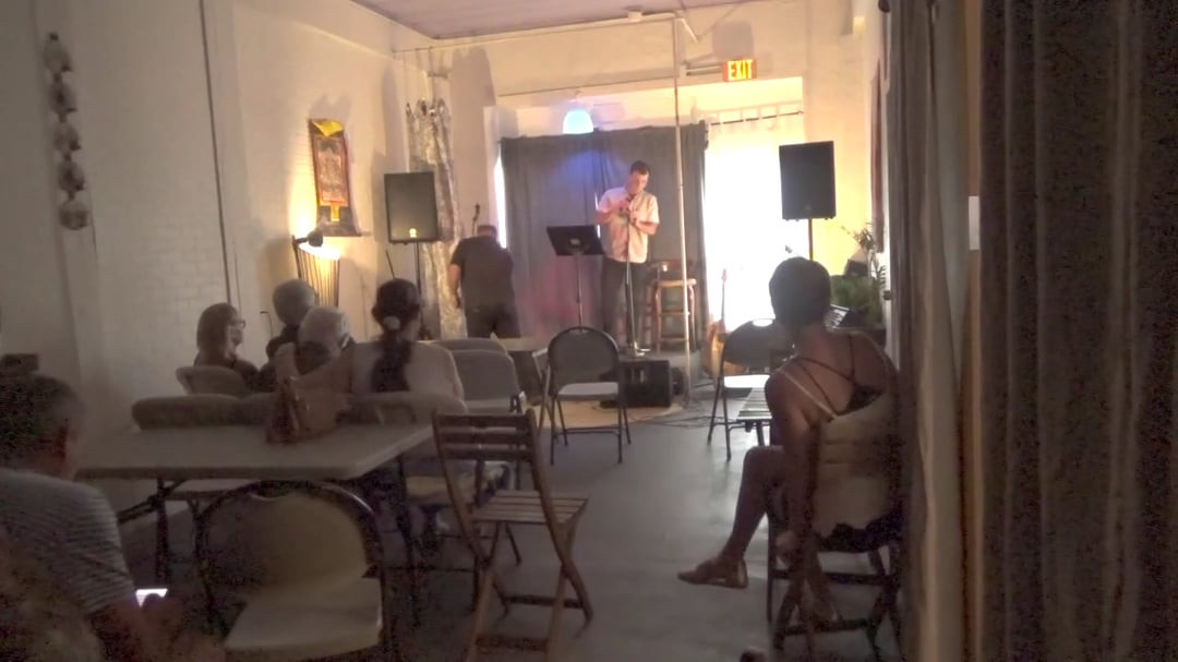 Stupid motherfucker bombing a standup gig (pov from crowd)