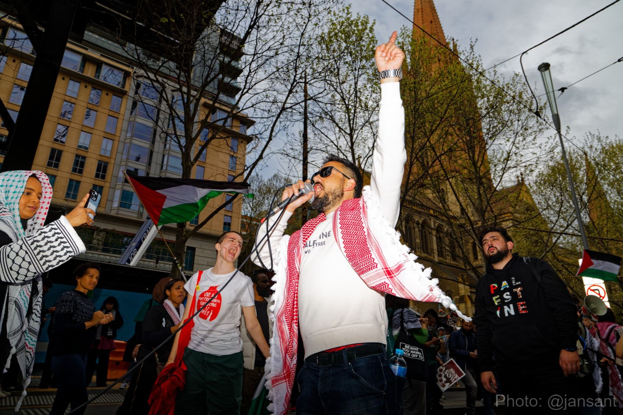 Some photos from previous #CeasefireNOW rallies in Melbourne rallies in Melbourne.
#auspol #springst