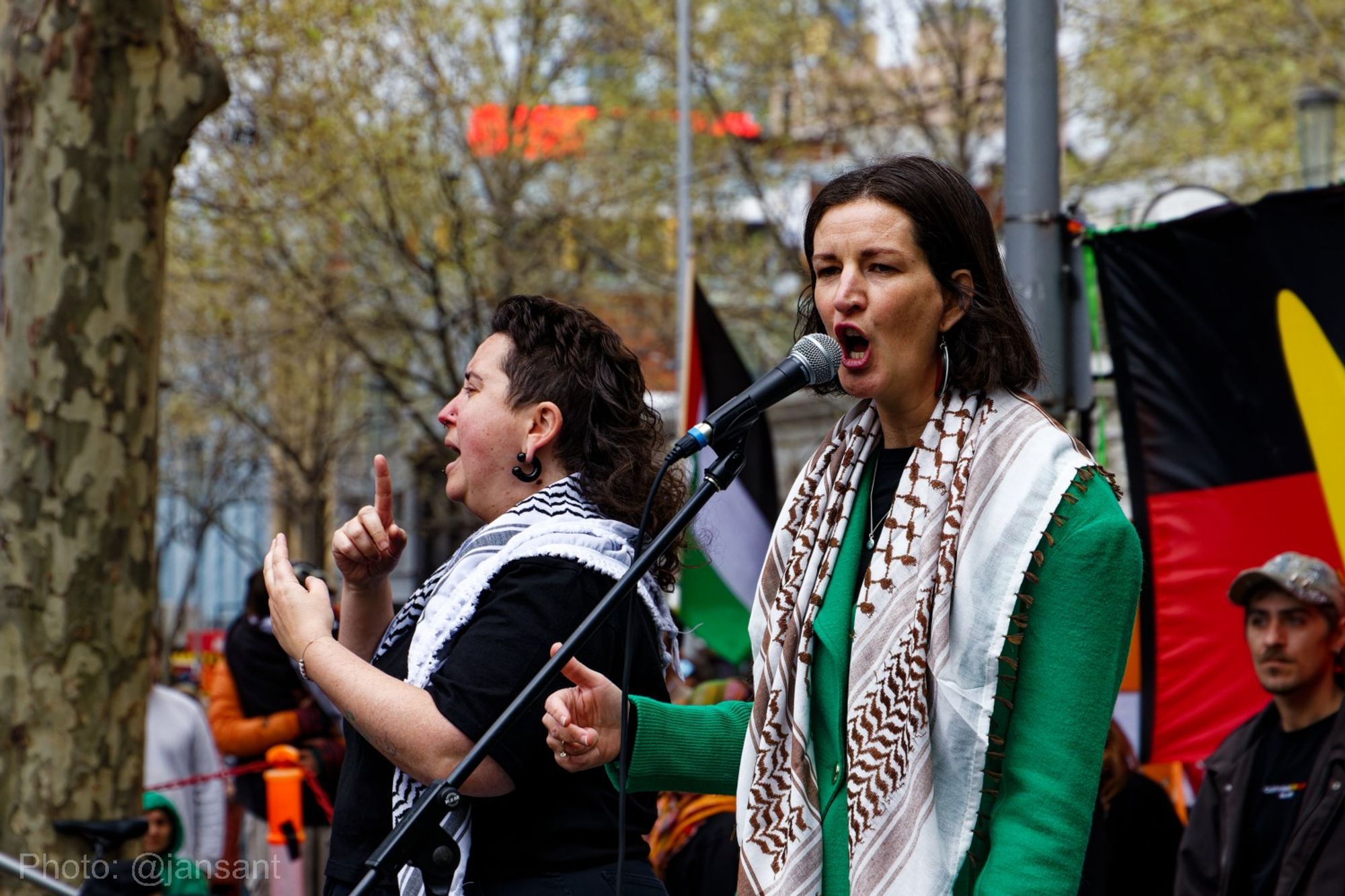 Some photos from previous #CeasefireNOW rallies in Melbourne rallies in Melbourne.
#auspol #springst