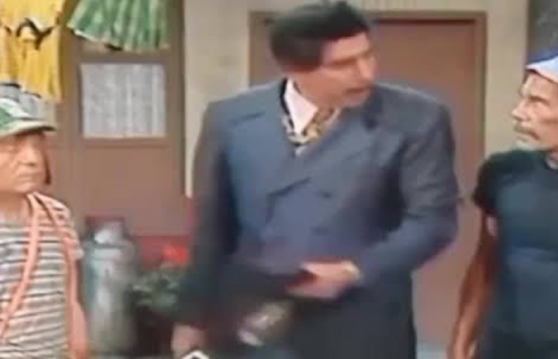 Prof Girafales defendendo Chaves