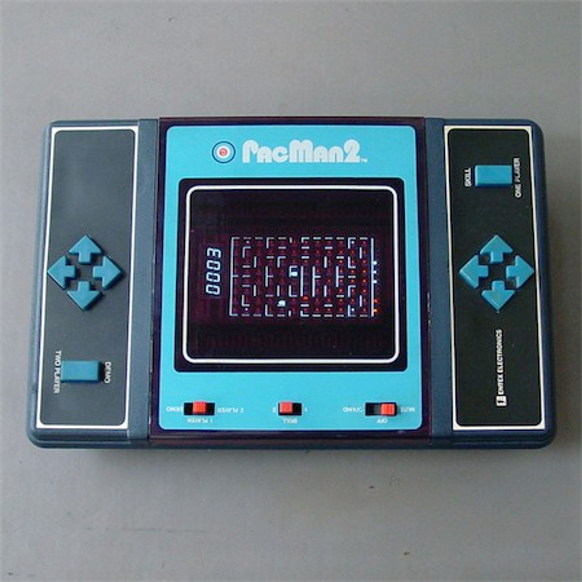 PacMan2 electronic game