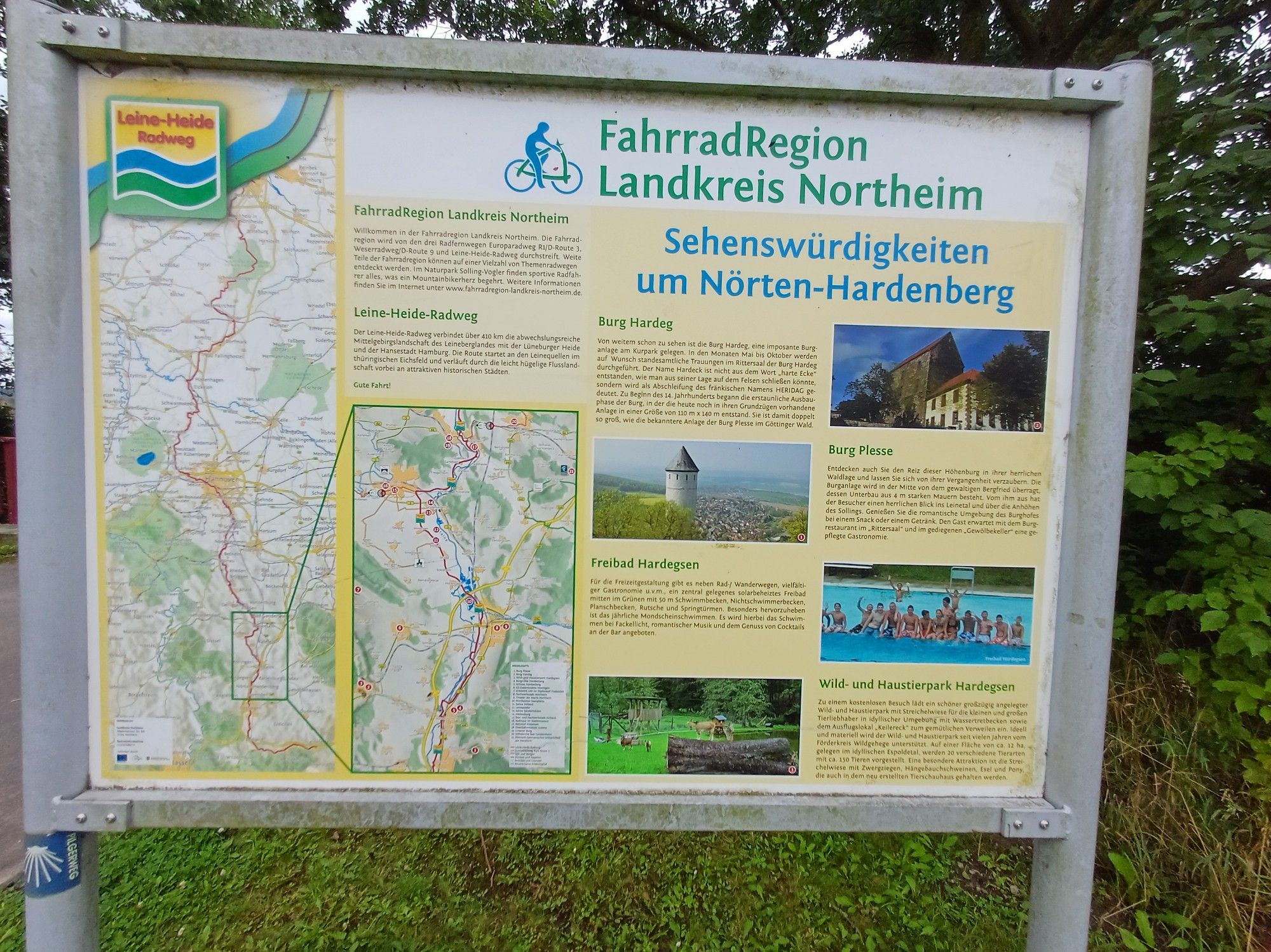 Schild. Fahrradreifen LK Northeim