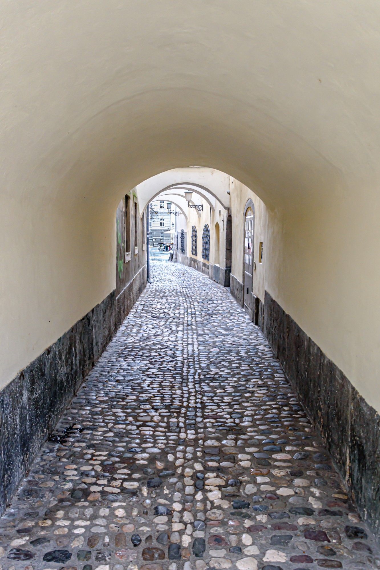 Tunnel