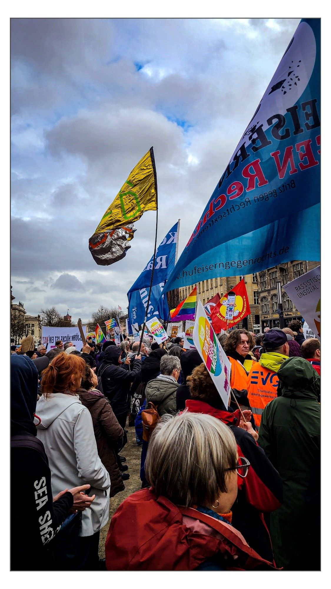 Demo gegen Rechts.