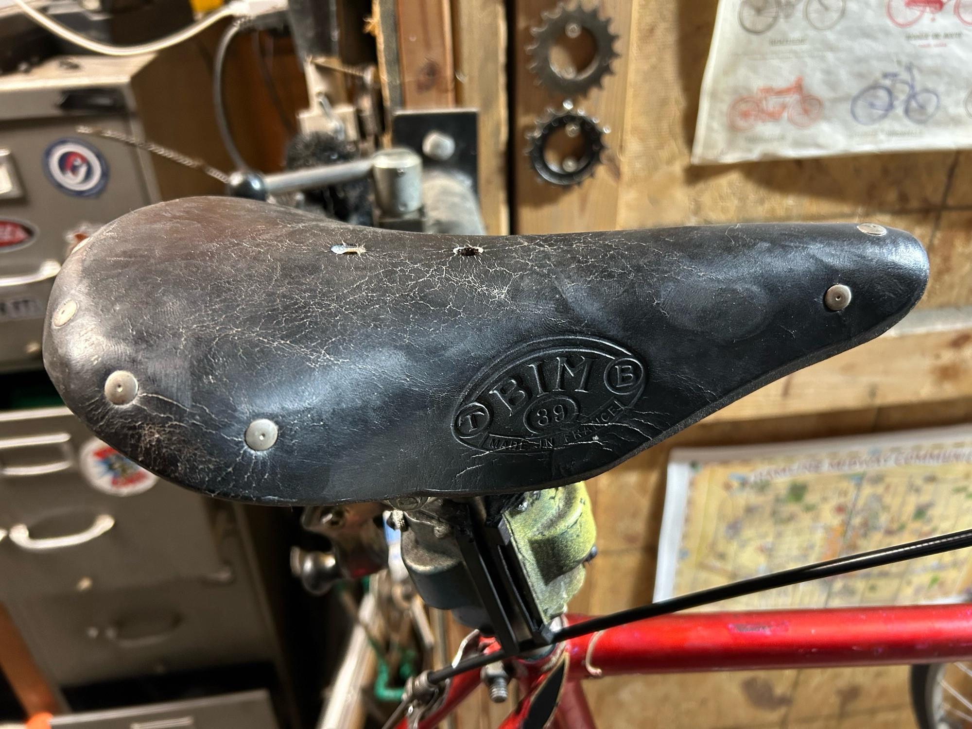 A BIM leather saddle